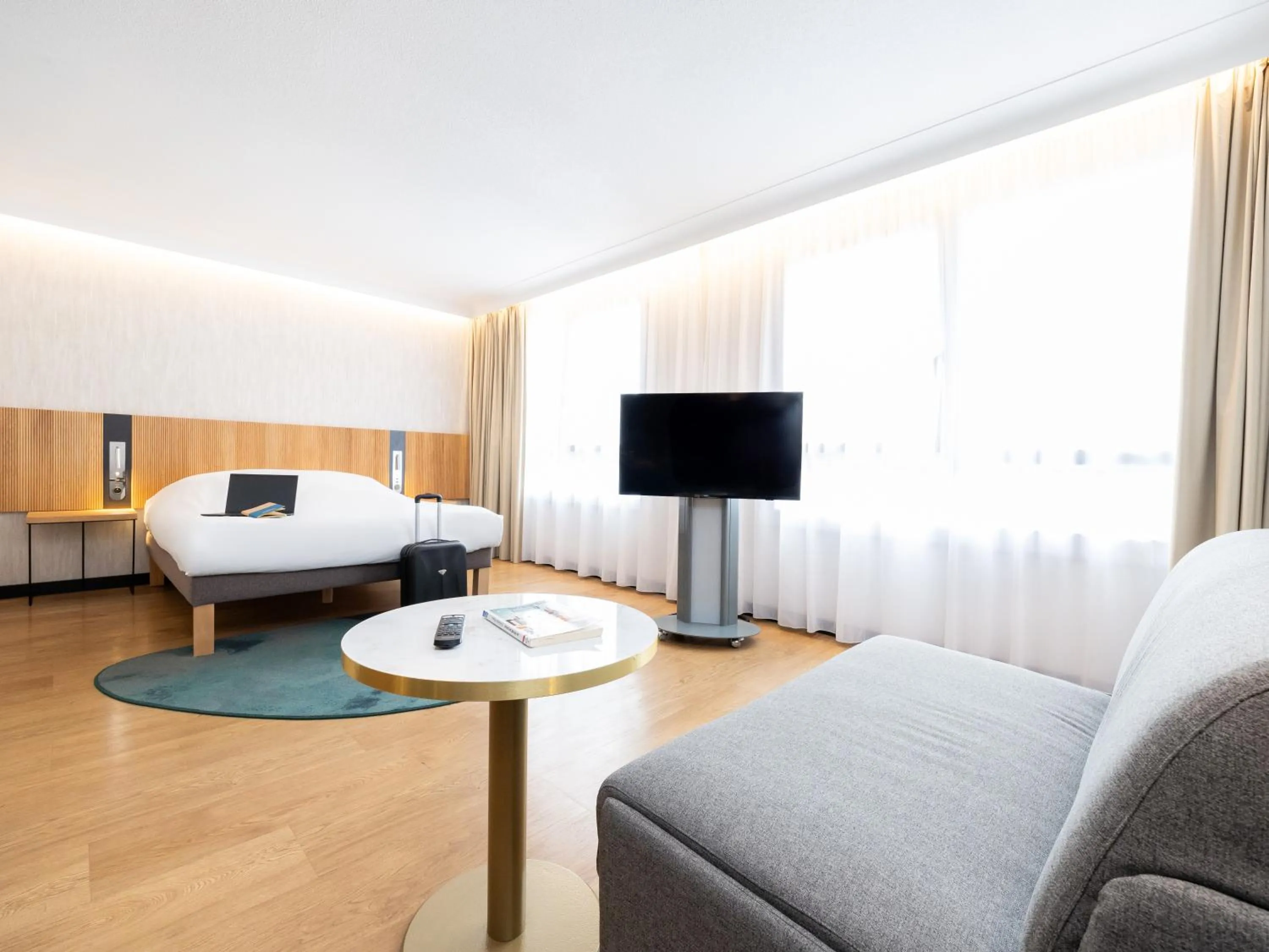 Bedroom, Bed in Novotel Suites Montpellier Antigone