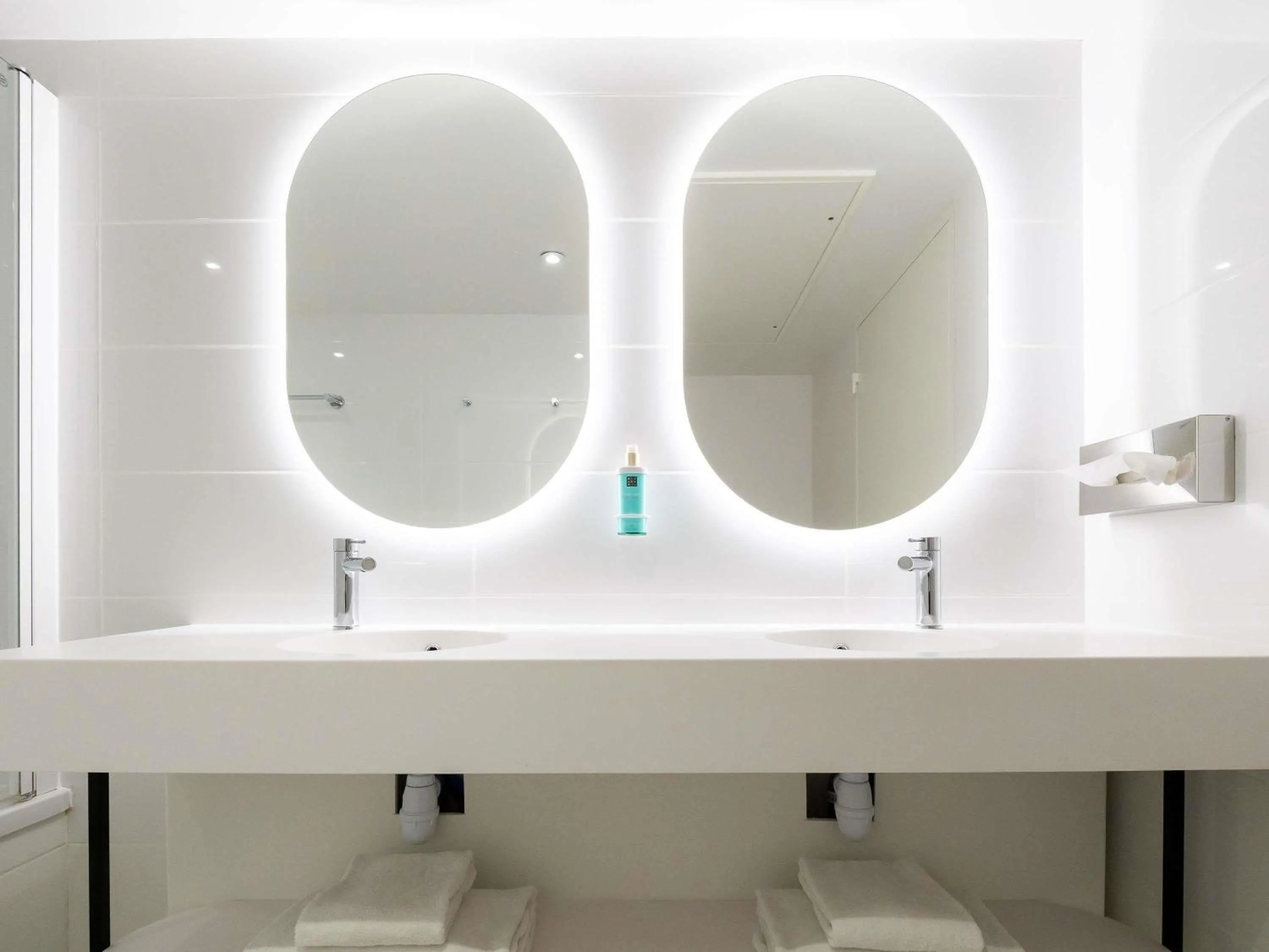 Bedroom in Novotel Suites Montpellier Antigone