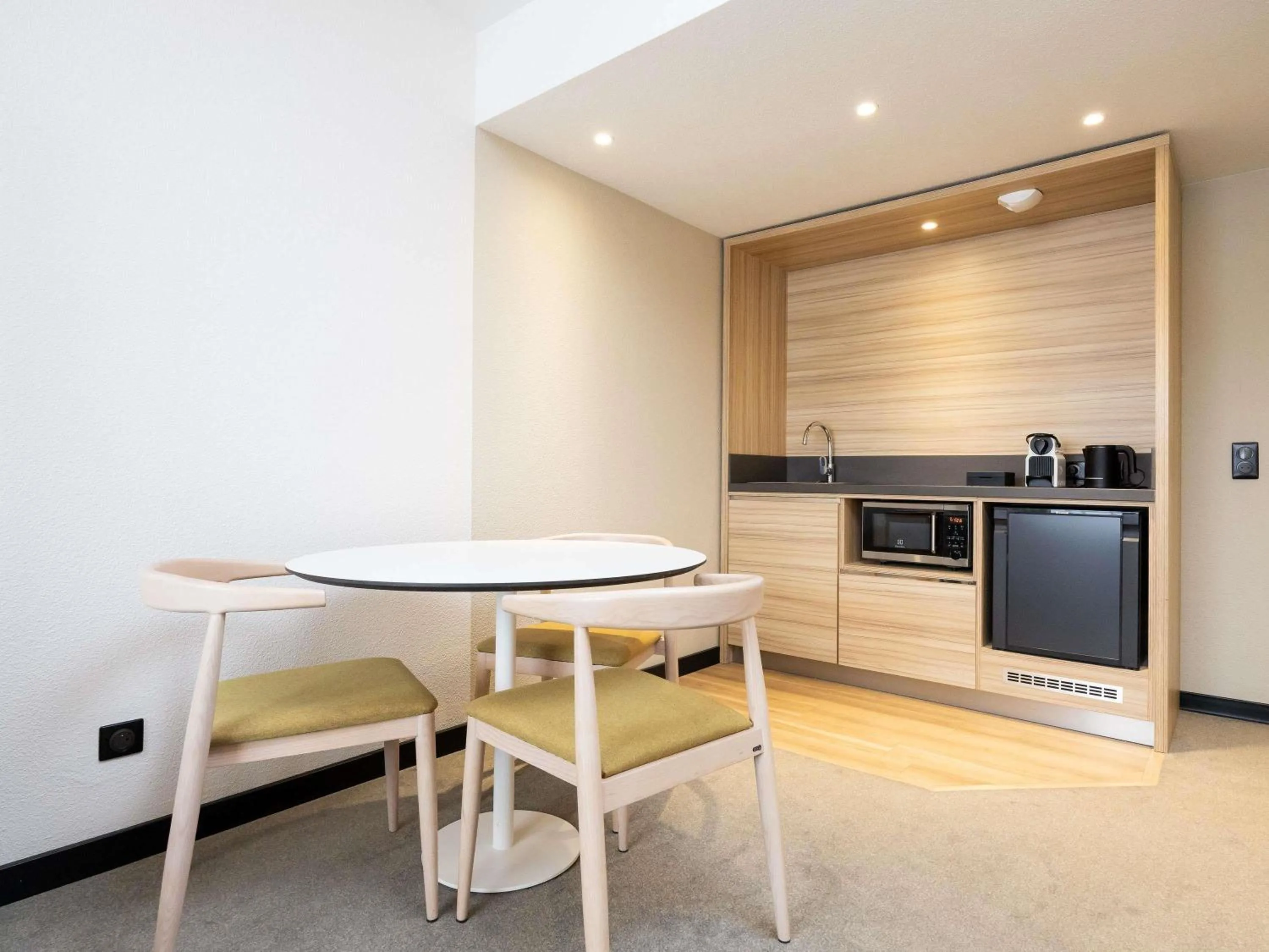 Photo of the whole room in Novotel Suites Montpellier Antigone