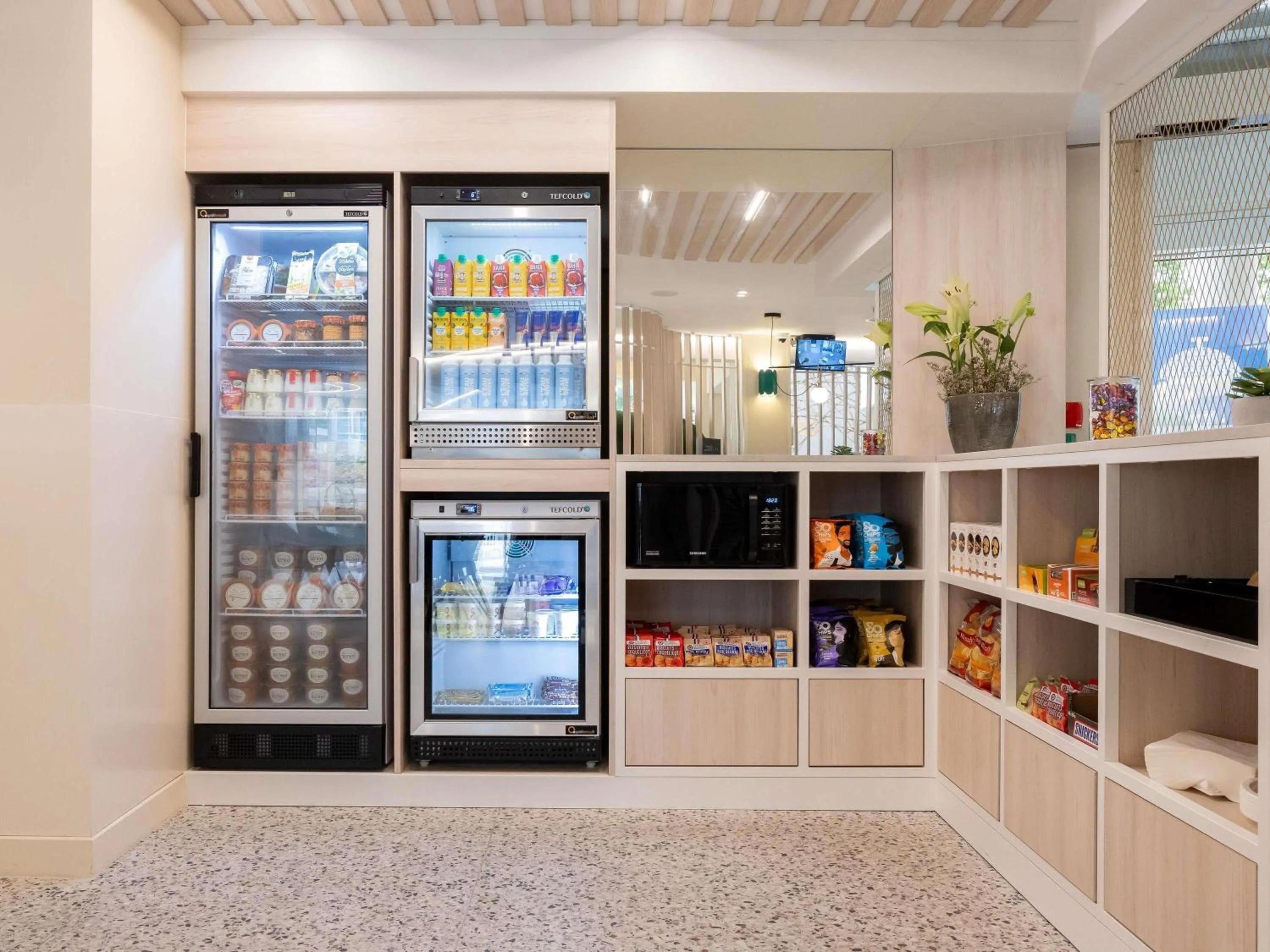 Restaurant/places to eat in Novotel Suites Montpellier Antigone