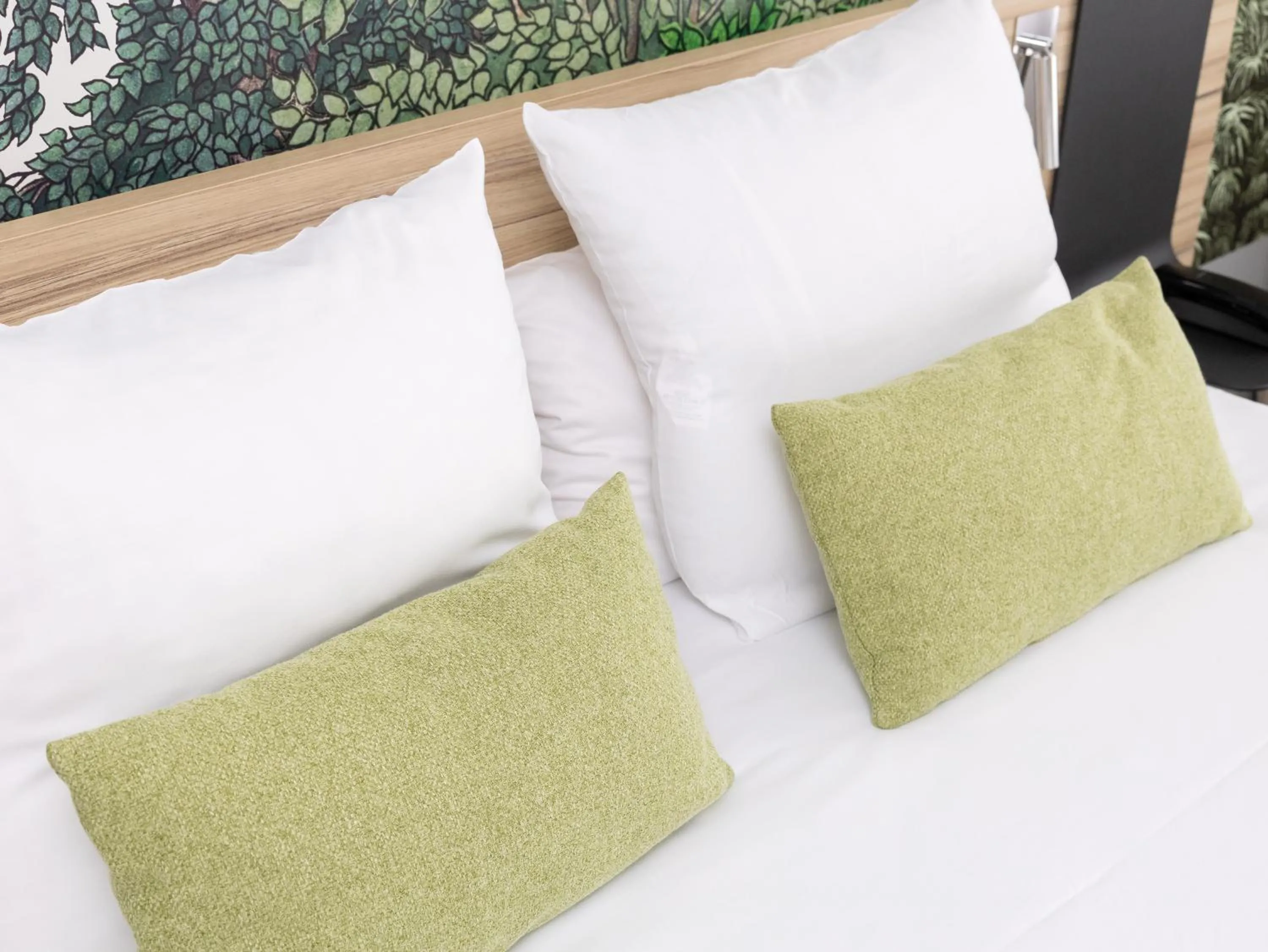 Bedroom, Bed in Novotel Suites Montpellier Antigone