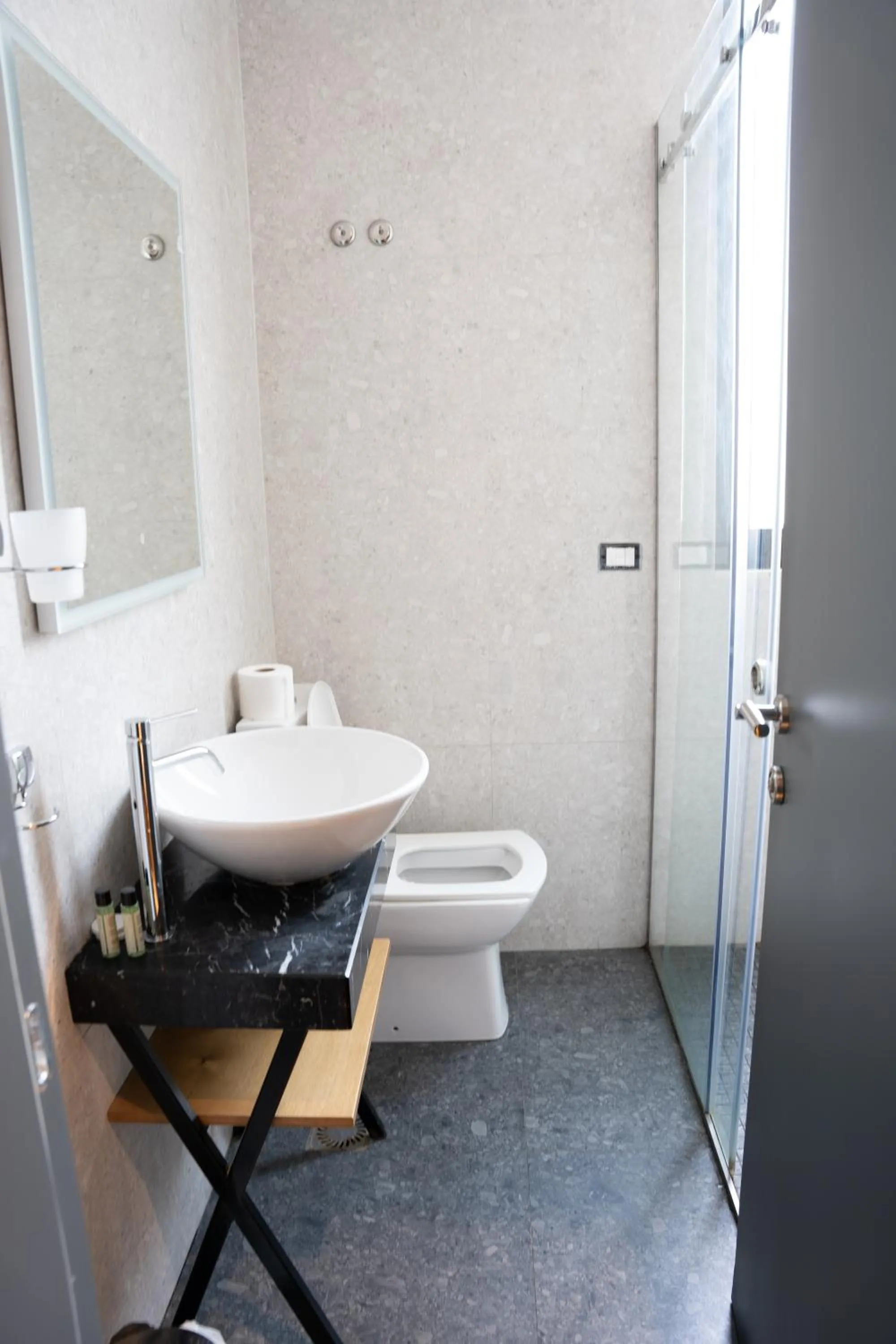 Shower in Center Boutique Hotel