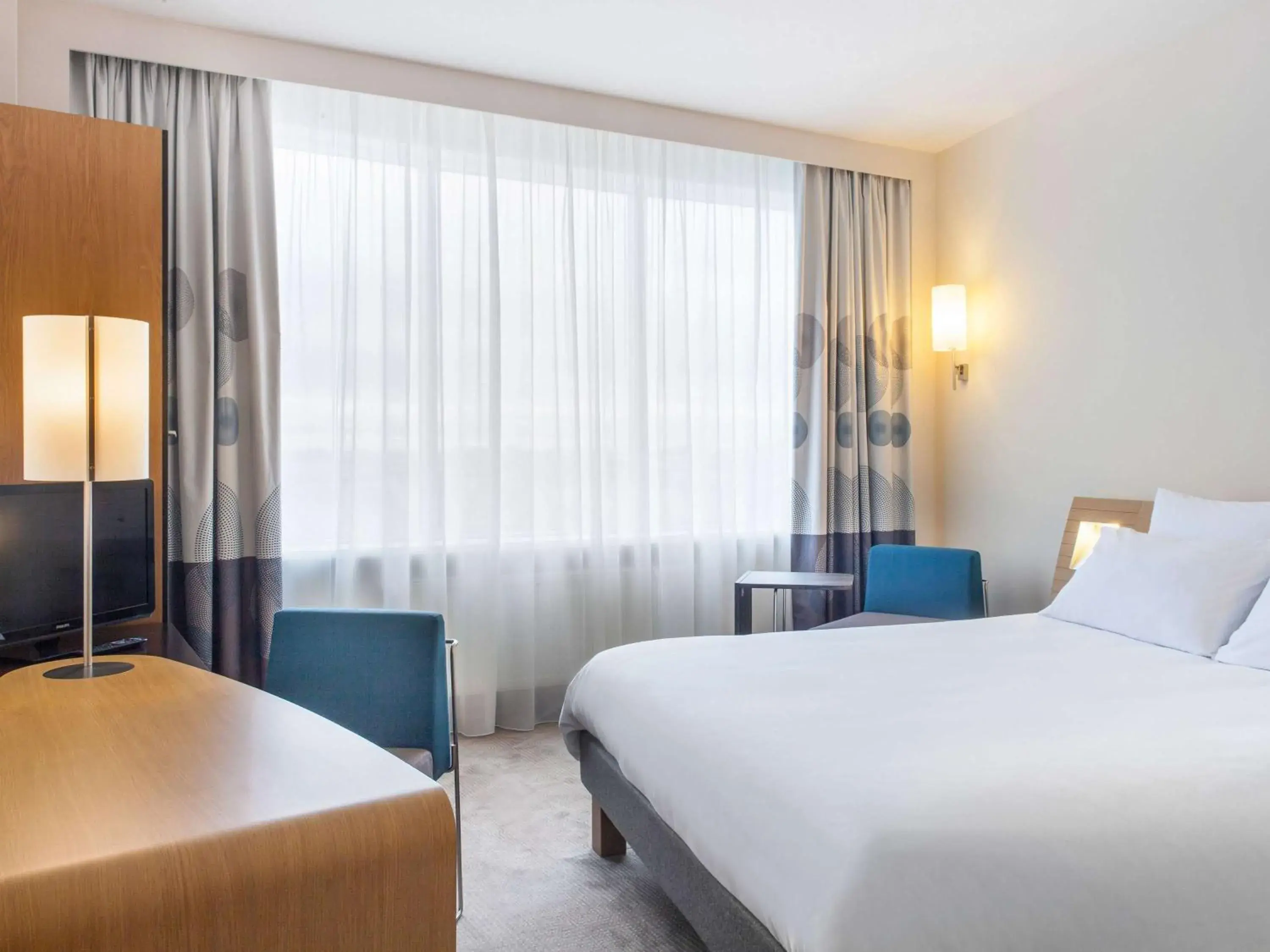 Bed in Novotel Paris Rueil Malmaison Bed in Novotel Paris Rueil Malmaison