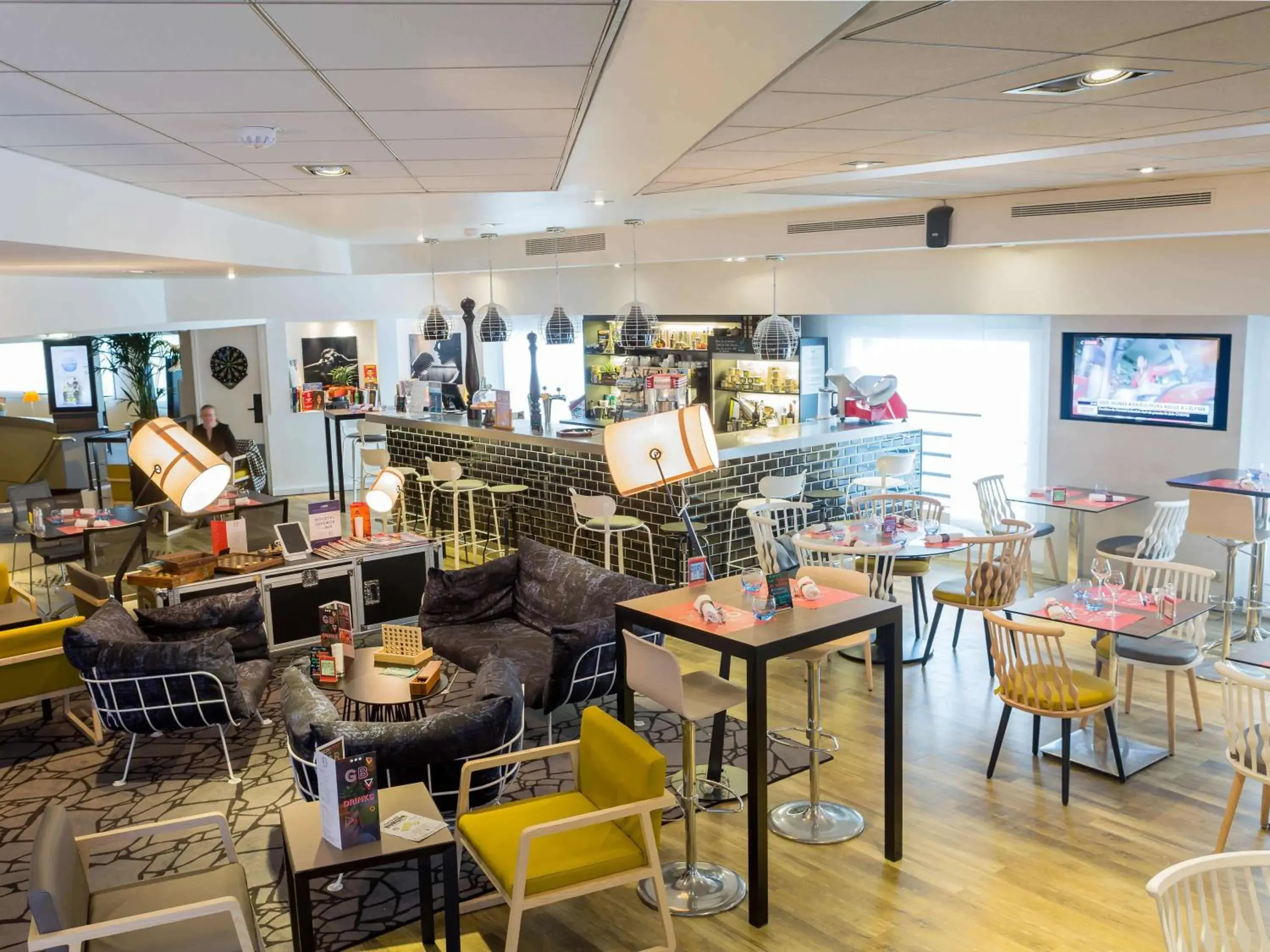 Restaurant/places to eat in Novotel Paris Rueil Malmaison Restaurant/places to eat in Novotel Paris Rueil Malmaison