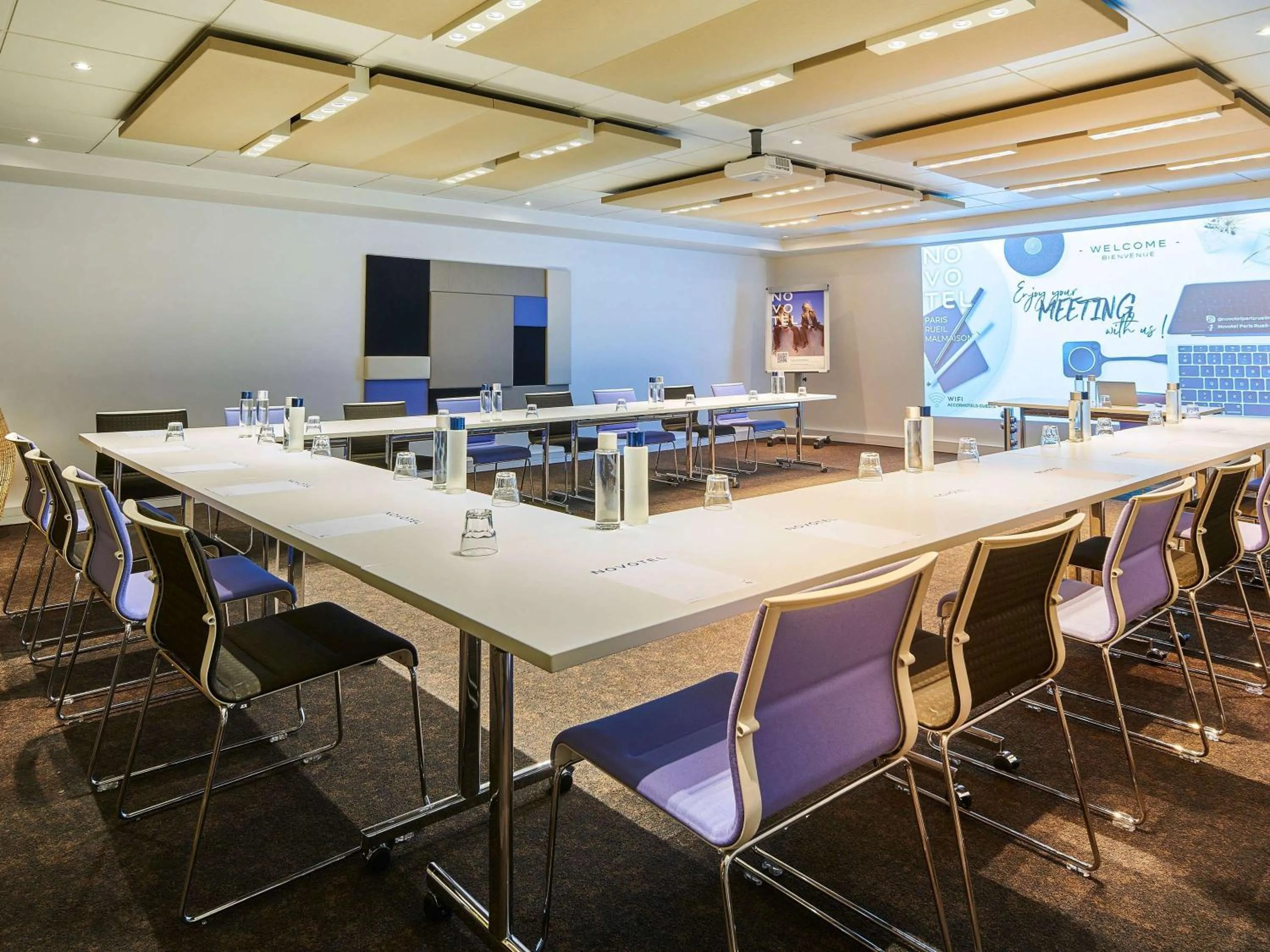 Meeting/conference room in Novotel Paris Rueil Malmaison