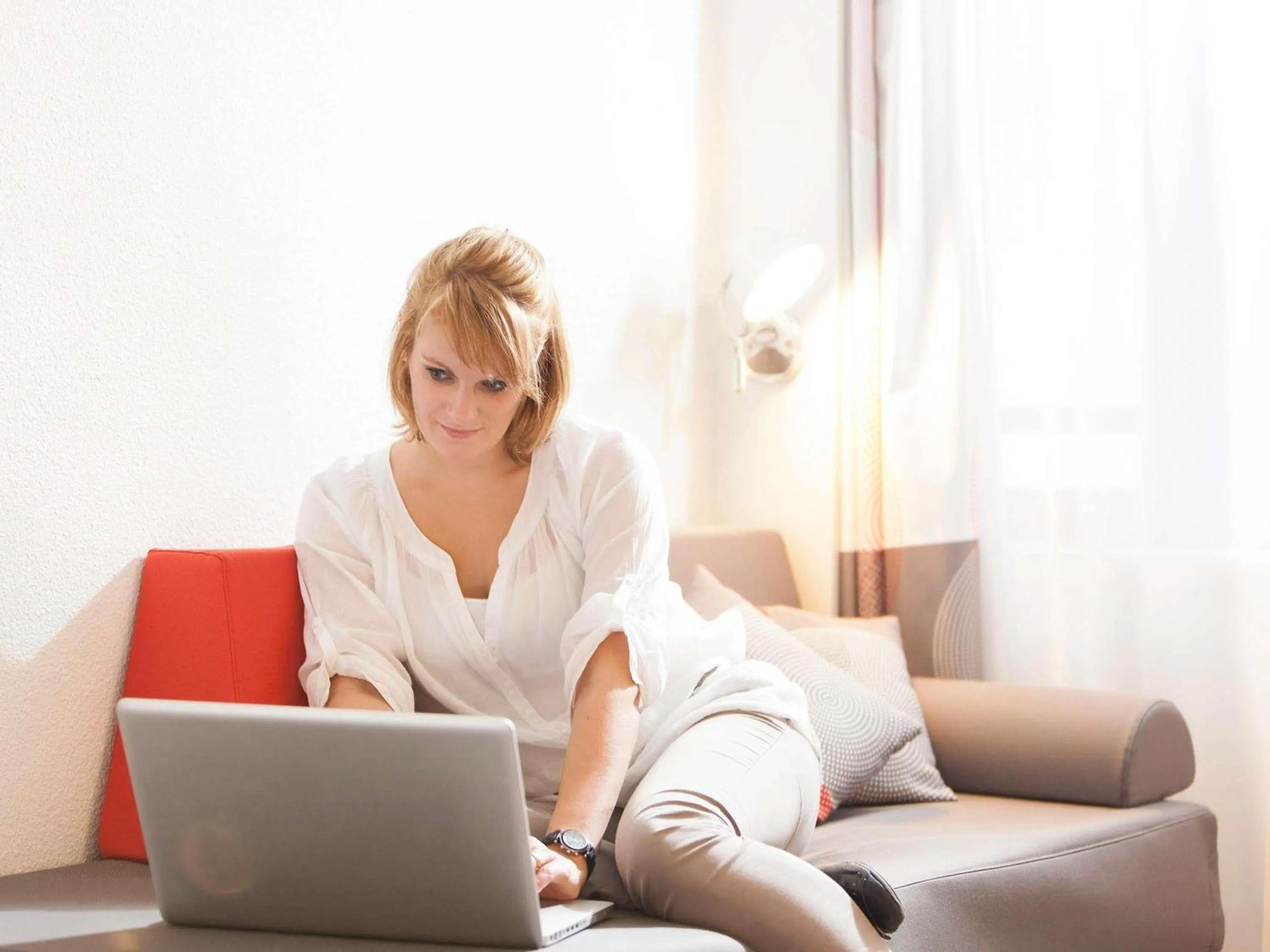 Bedroom in Novotel Paris Rueil Malmaison