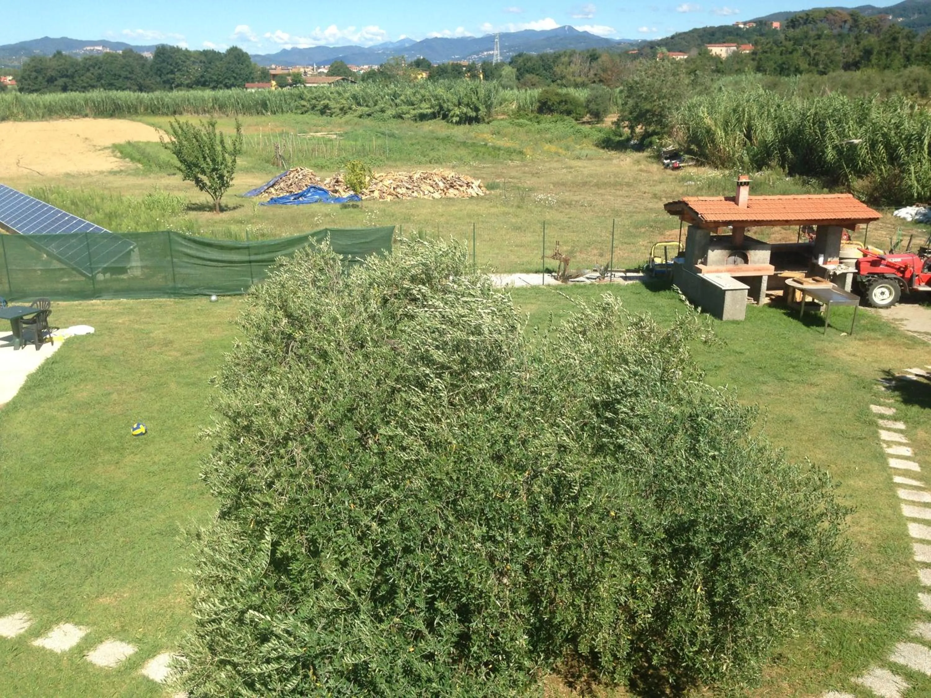 Garden view in Villa Naclerio