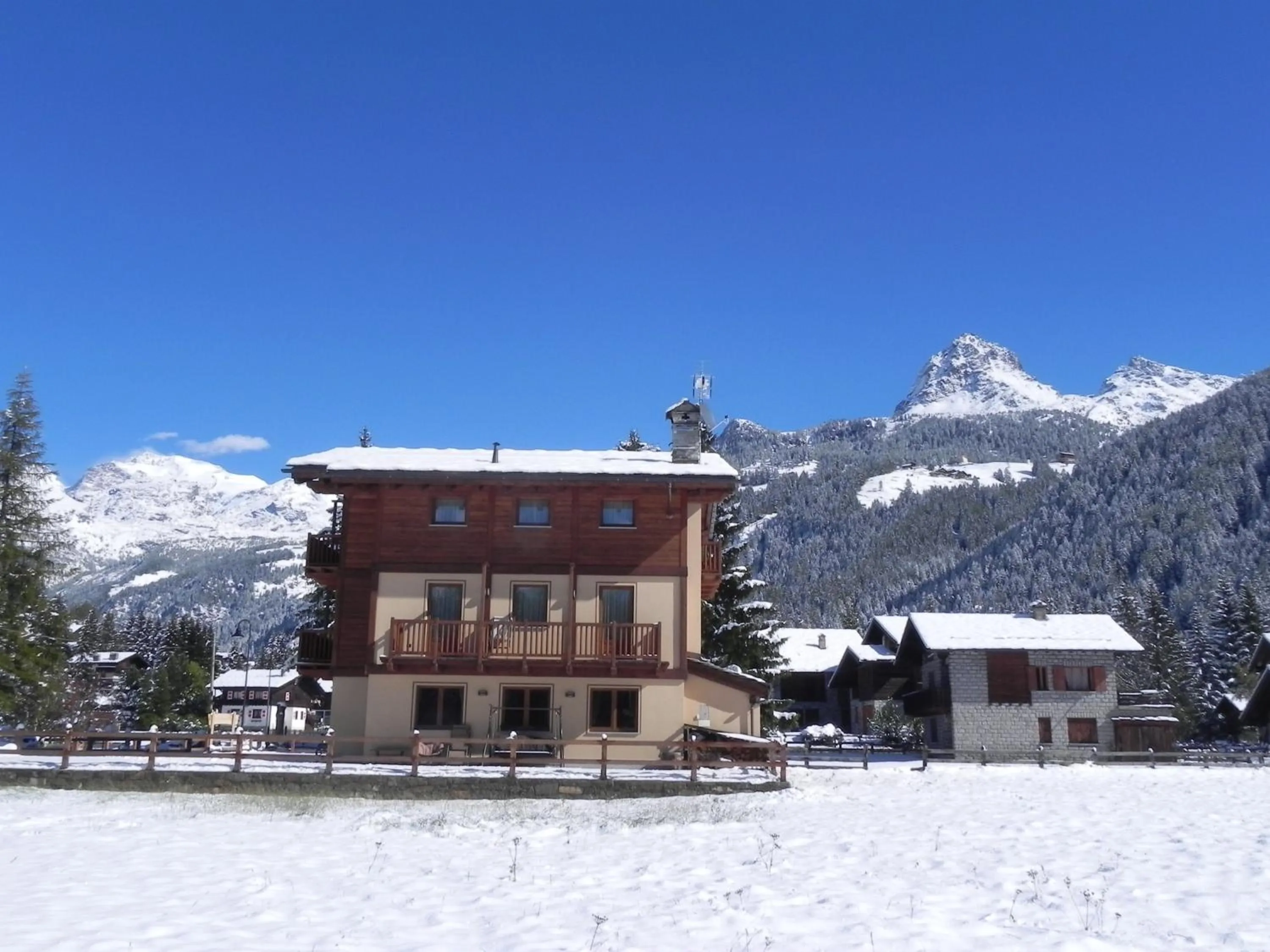 Facade/entrance in Villa Americana Chambres d'Hotes