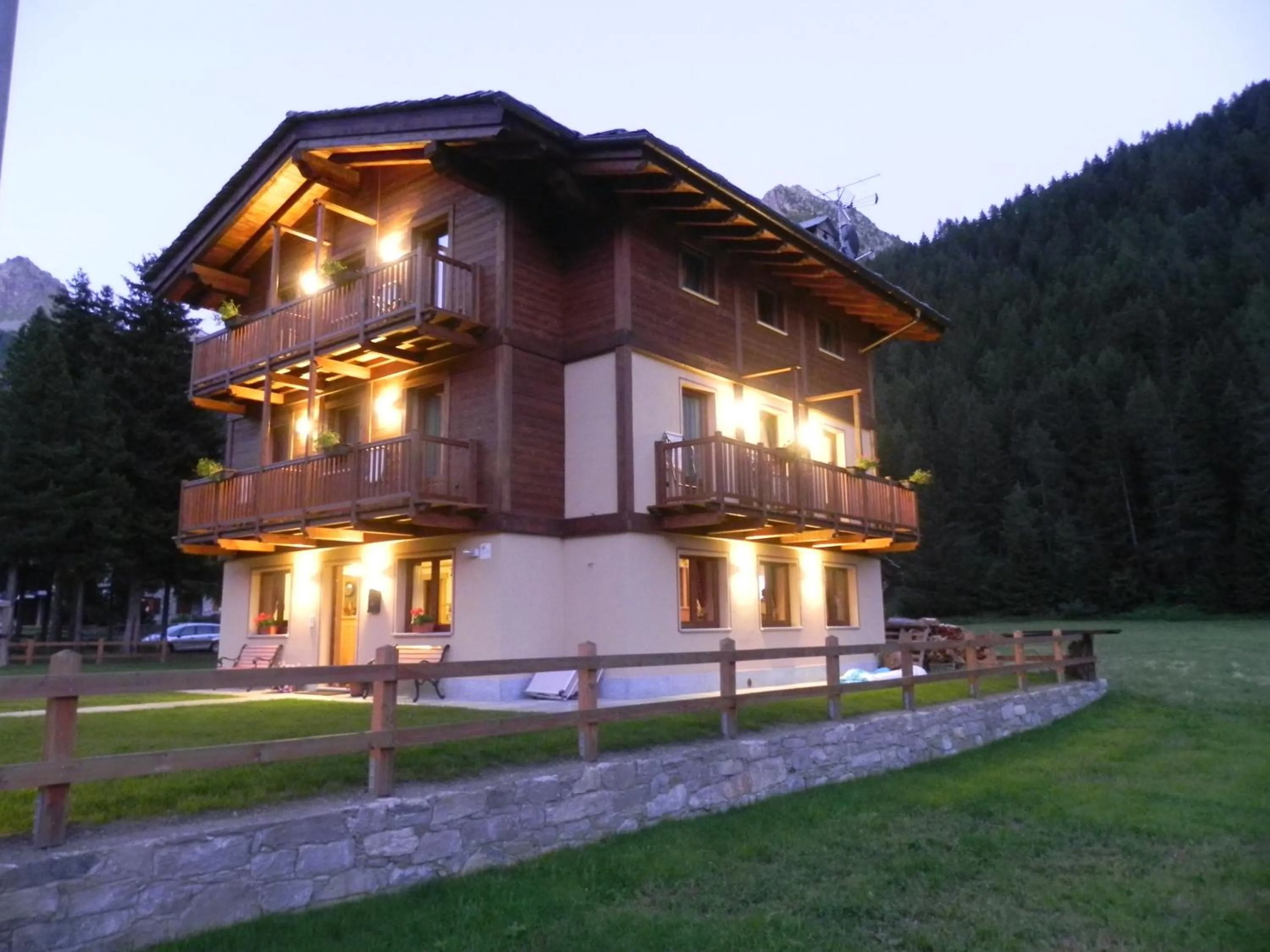 Facade/entrance in Villa Americana Chambres d'Hotes