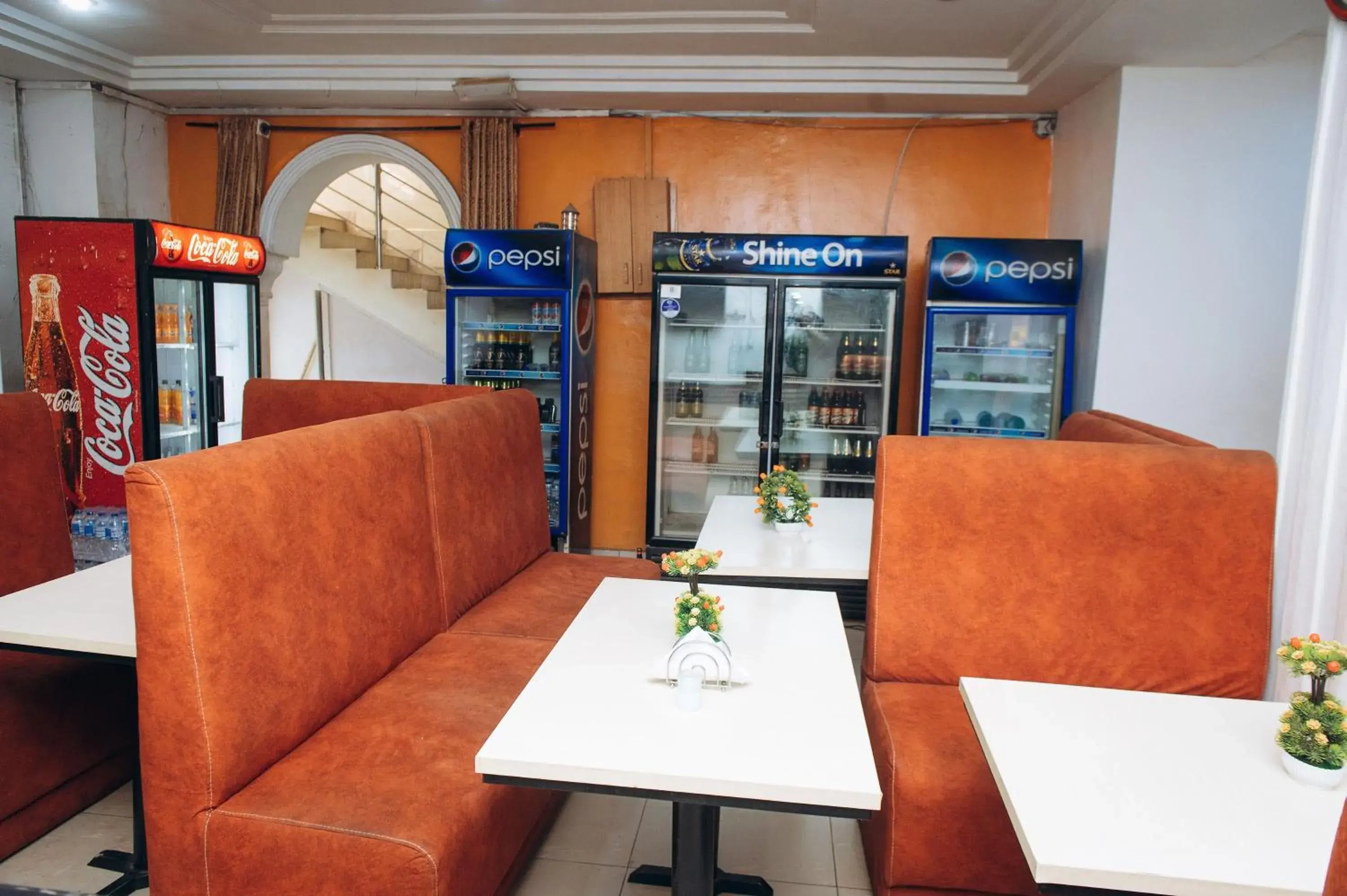 Restaurant/places to eat in World Class Hotel & Apartments Restaurant/places to eat in World Class Hotel & Apartments