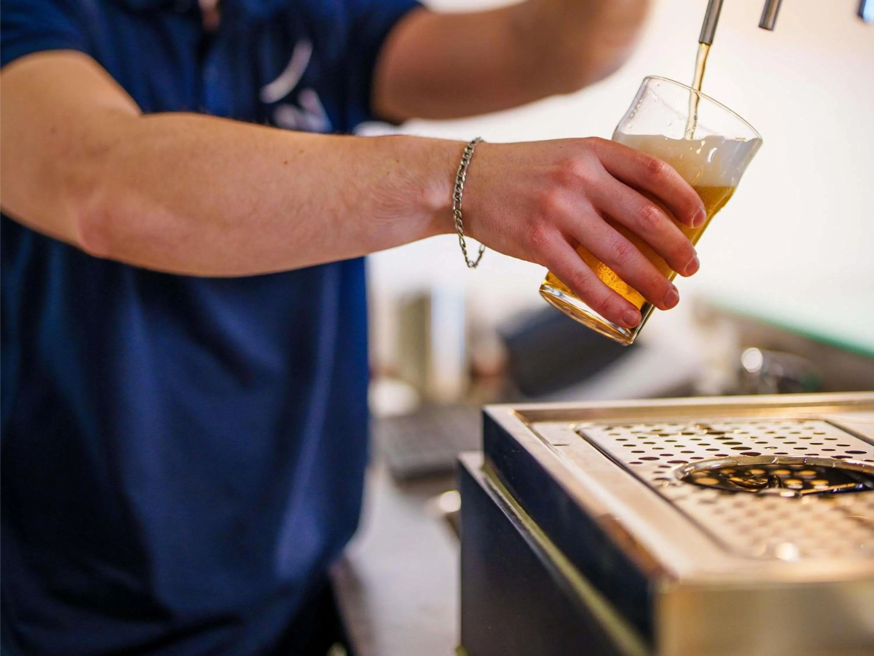 Lounge or bar in Novotel Saint Avold