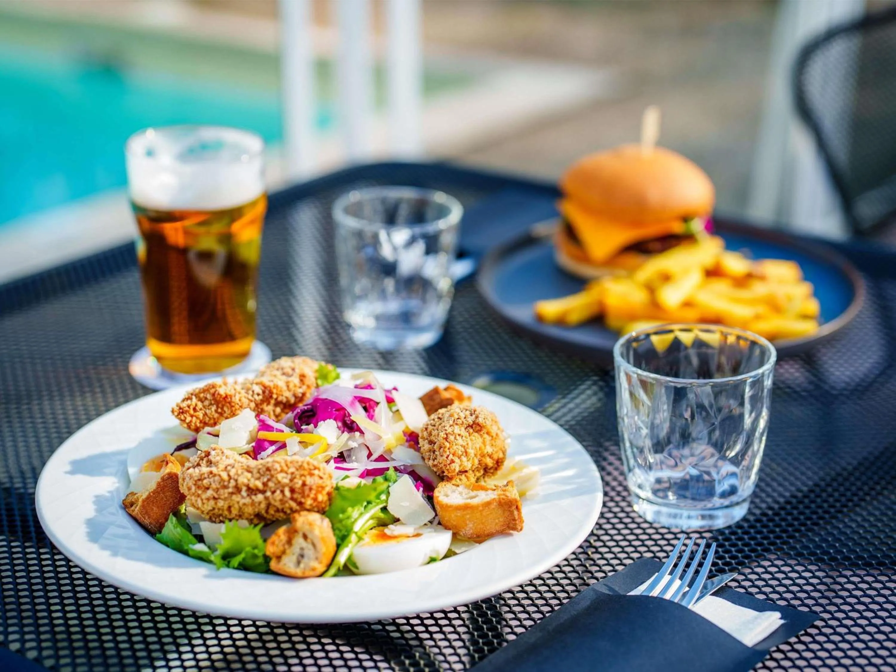 Restaurant/places to eat in Novotel Saint Avold