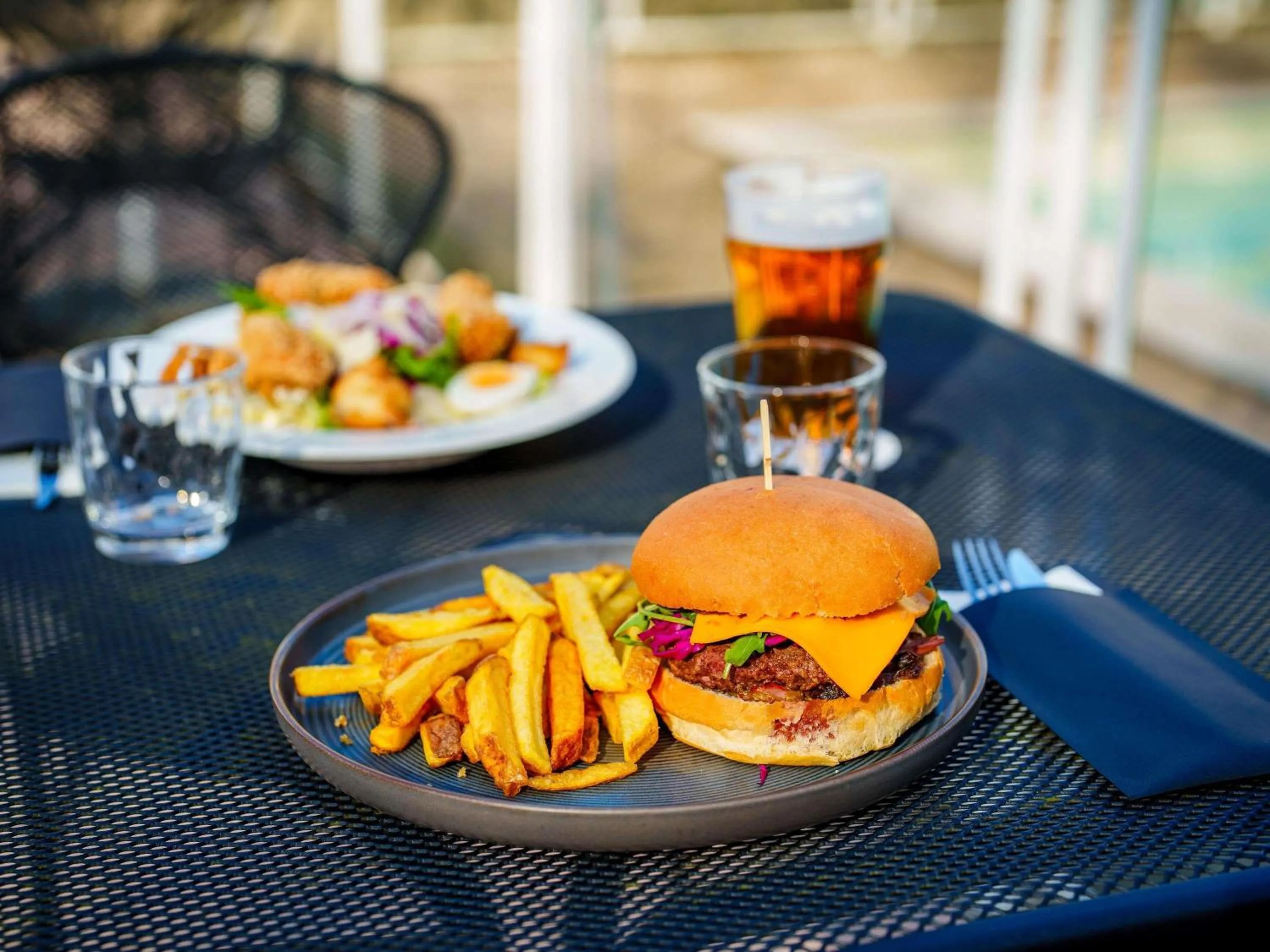 Restaurant/places to eat in Novotel Saint Avold