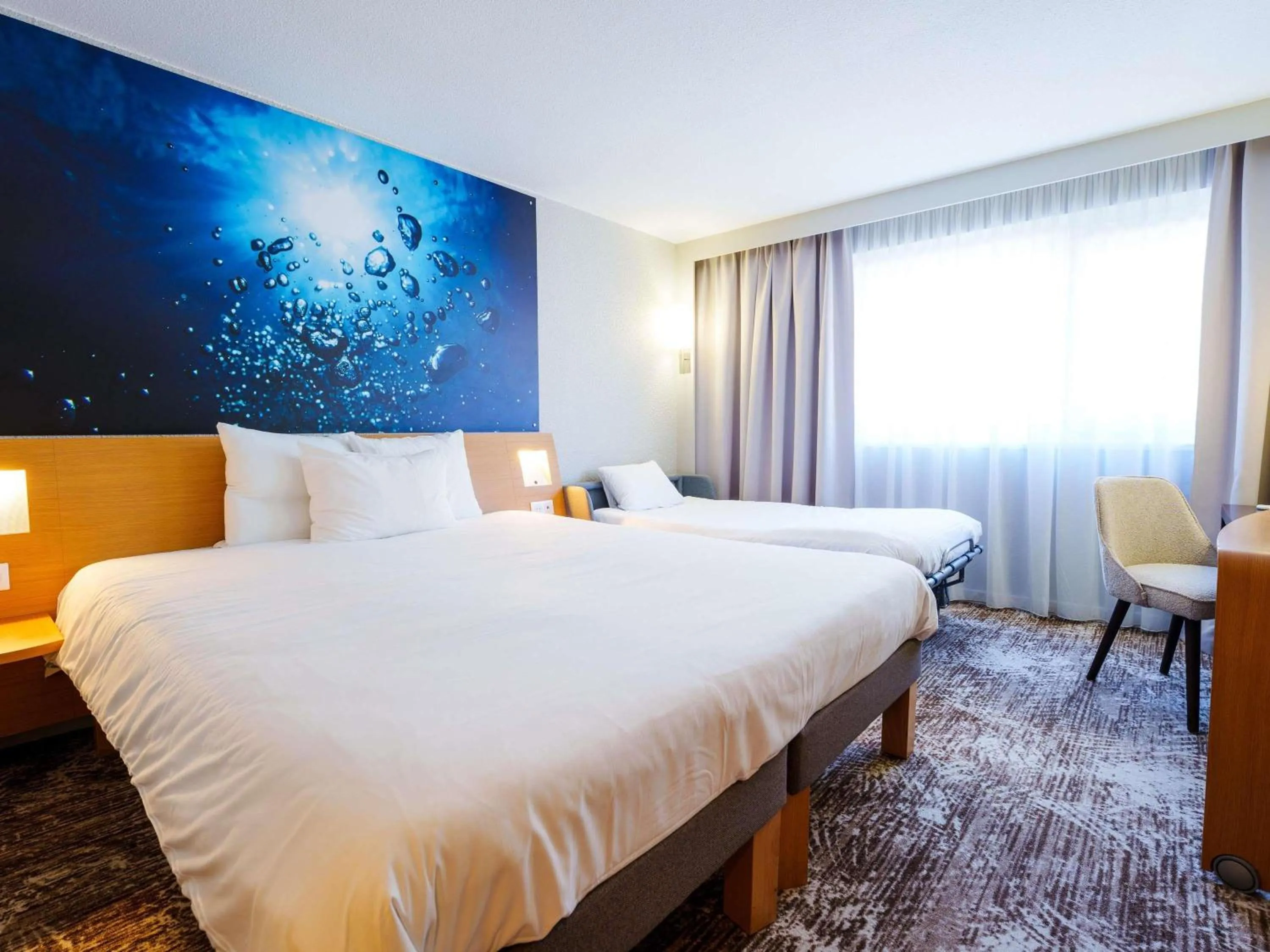 Bedroom, Bed in Novotel Saint Avold