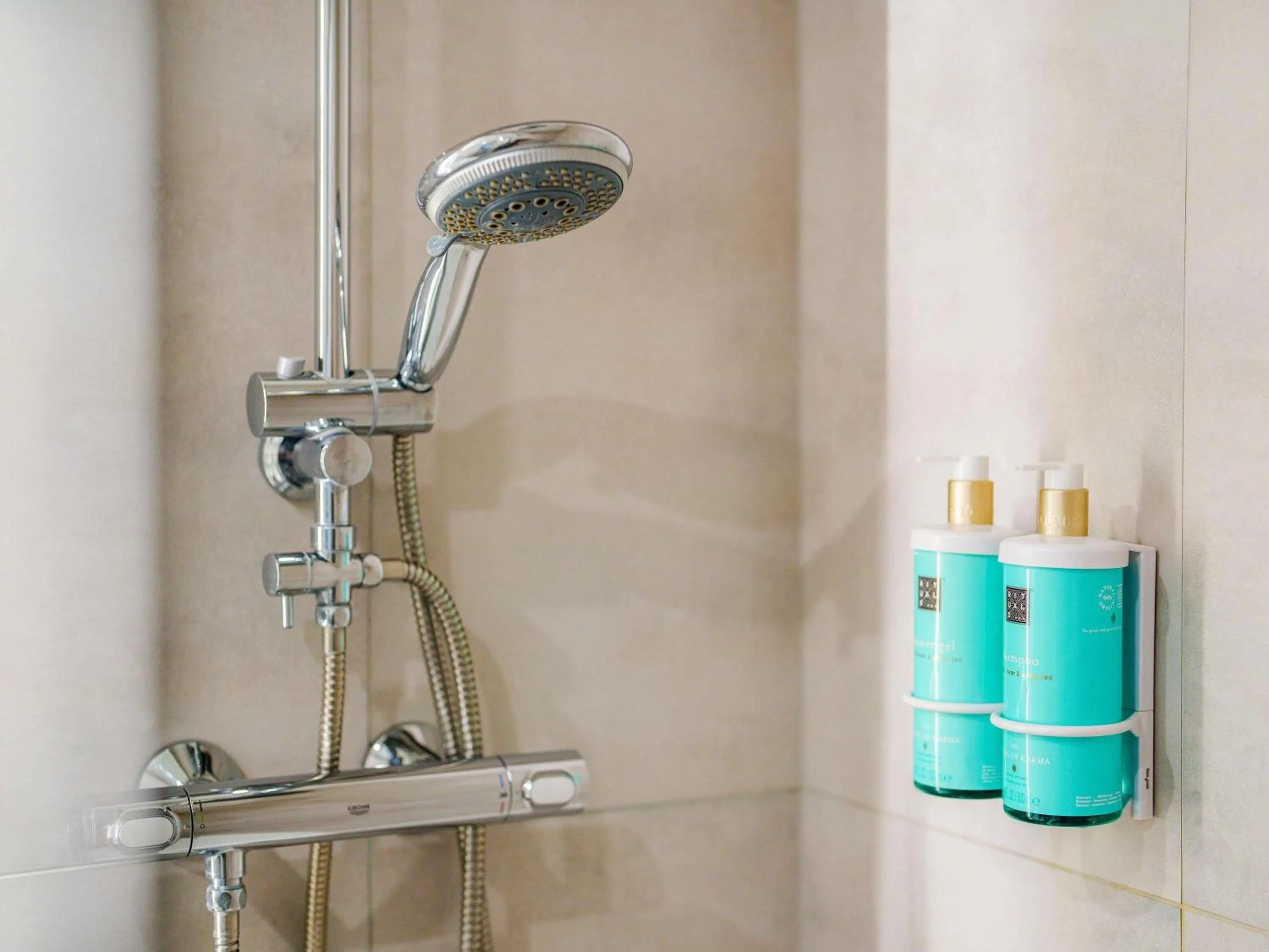 Bedroom in Novotel Saint Avold