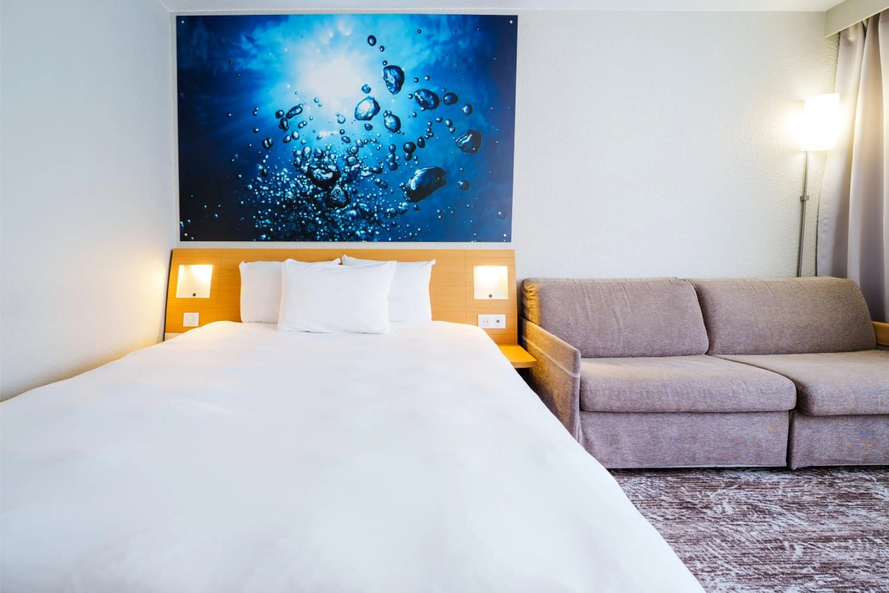 Bedroom, Bed in Novotel Saint Avold