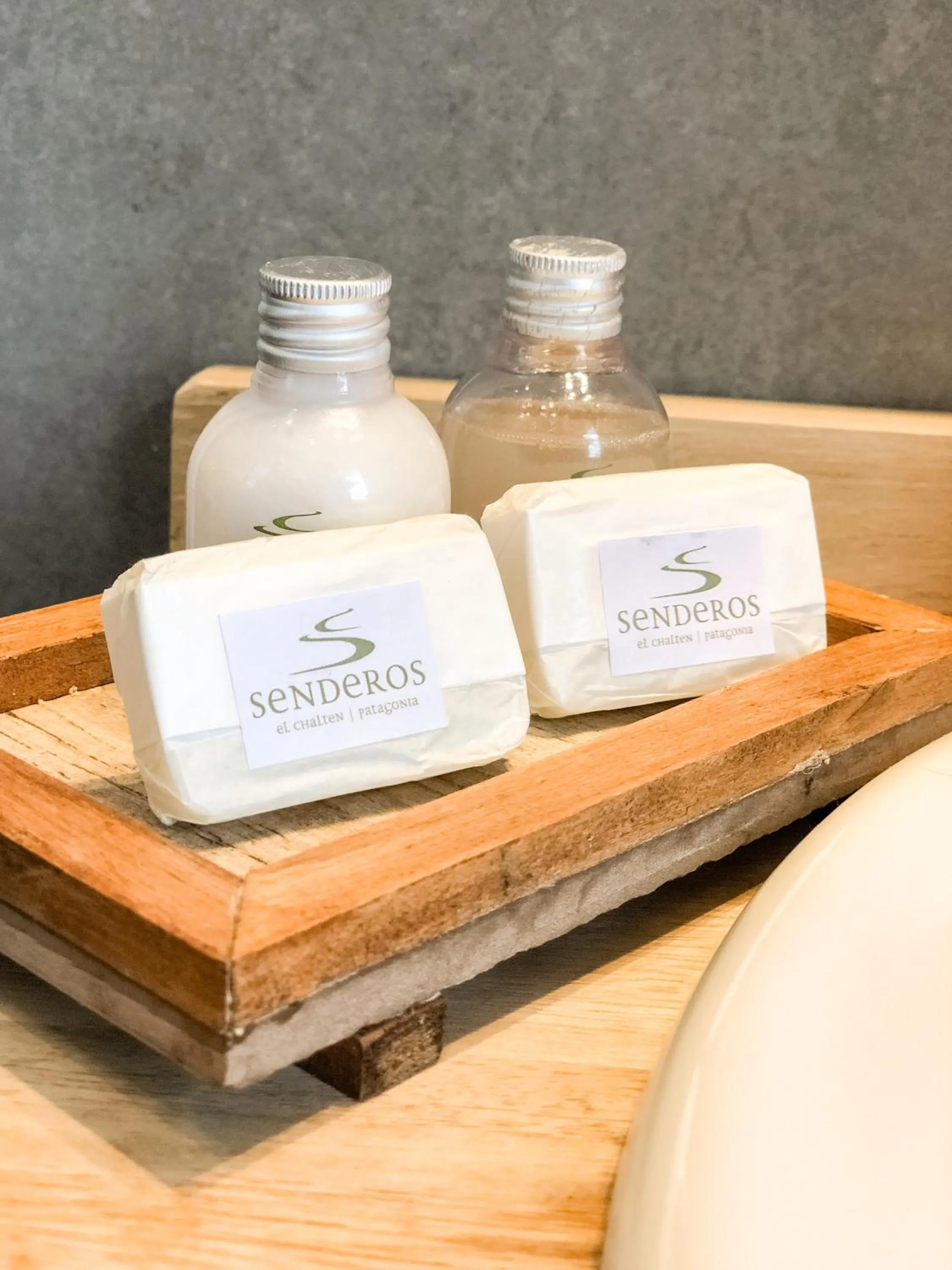 Senderos Aparts & Suites