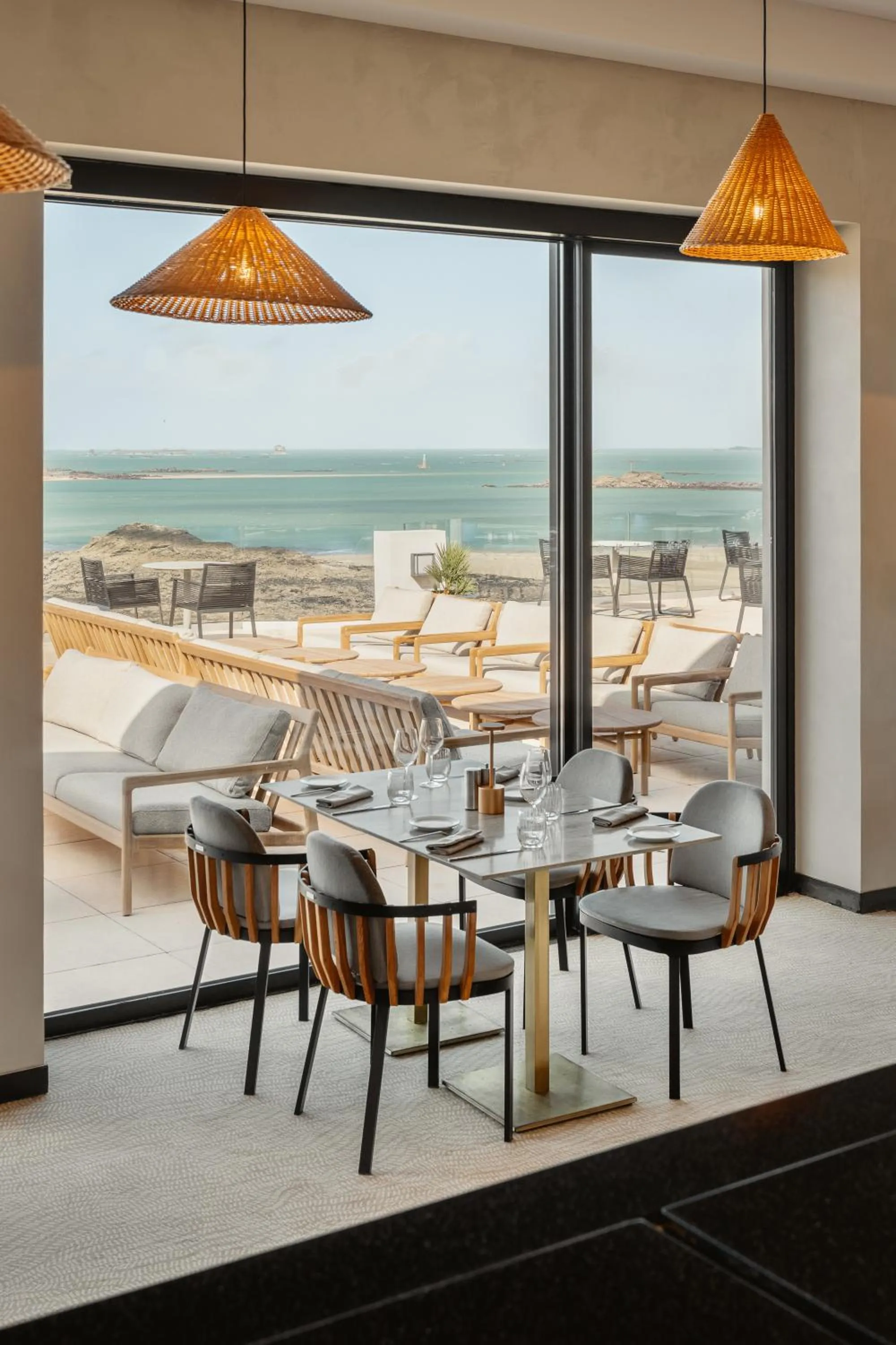 Restaurant/places to eat in Emeria Dinard Thalasso Spa
