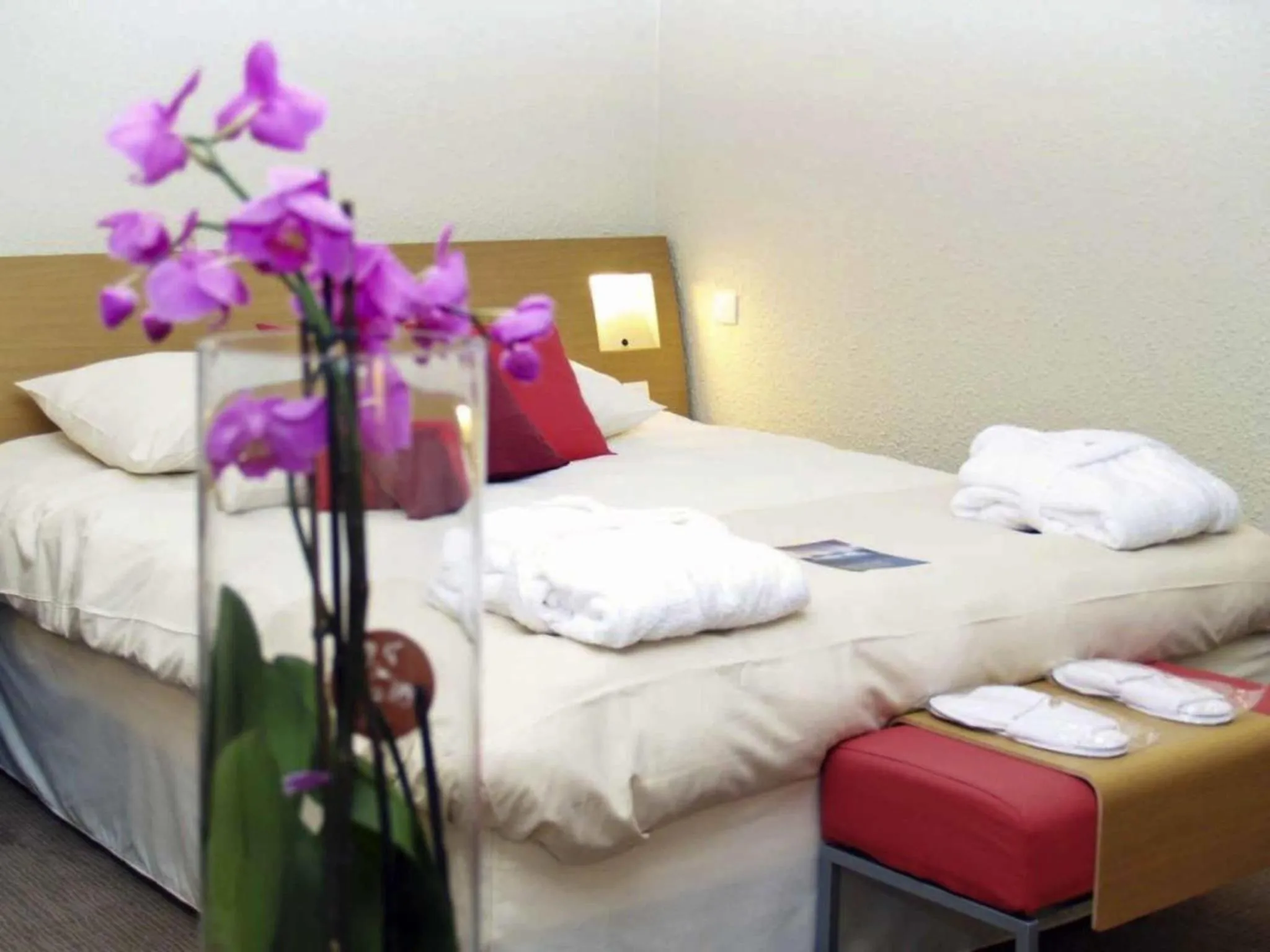 Bedroom, Bed in Novotel Roissy Saint Witz