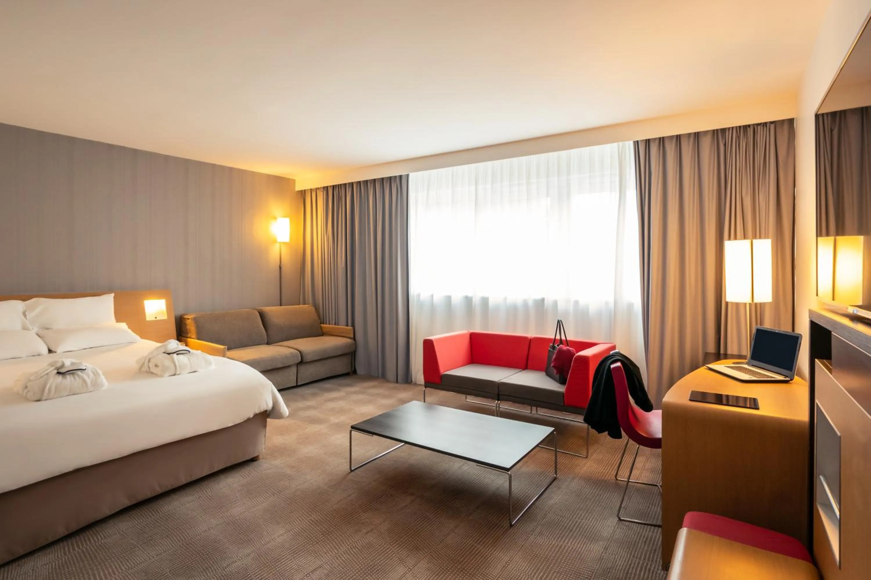 Bed in Novotel Roissy Saint Witz