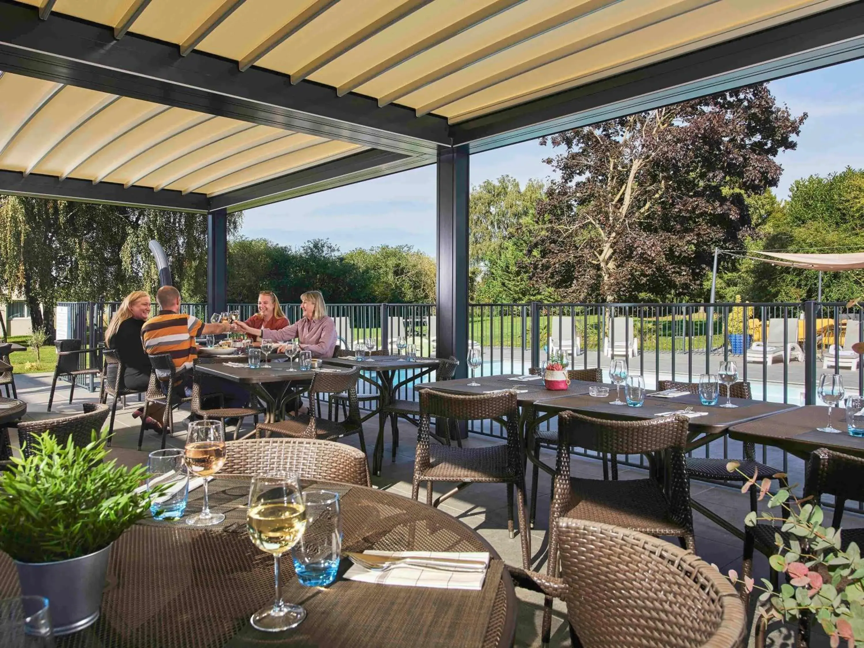 Restaurant/places to eat in Novotel Roissy Saint Witz Restaurant/places to eat in Novotel Roissy Saint Witz