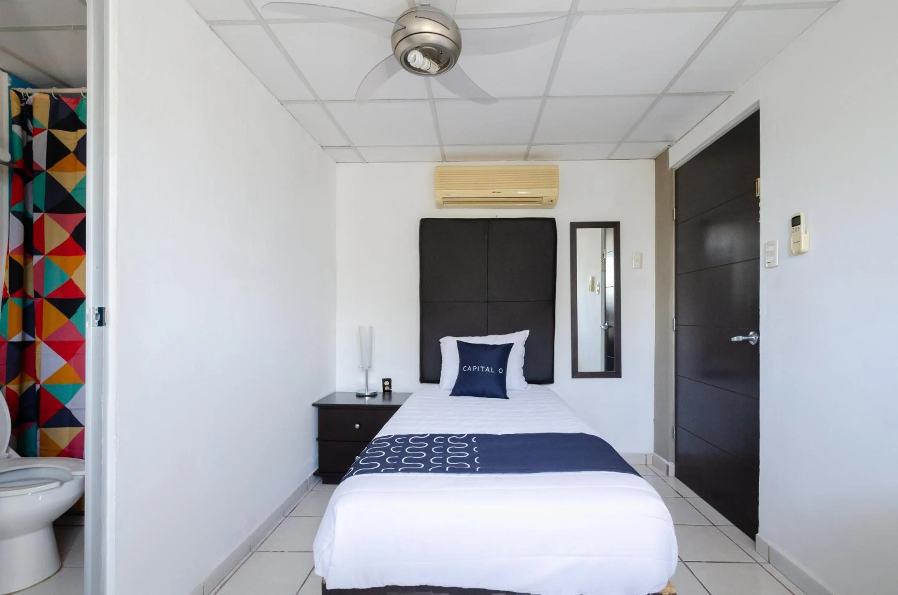 Bedroom, Bed in My Suite Ejecutiva