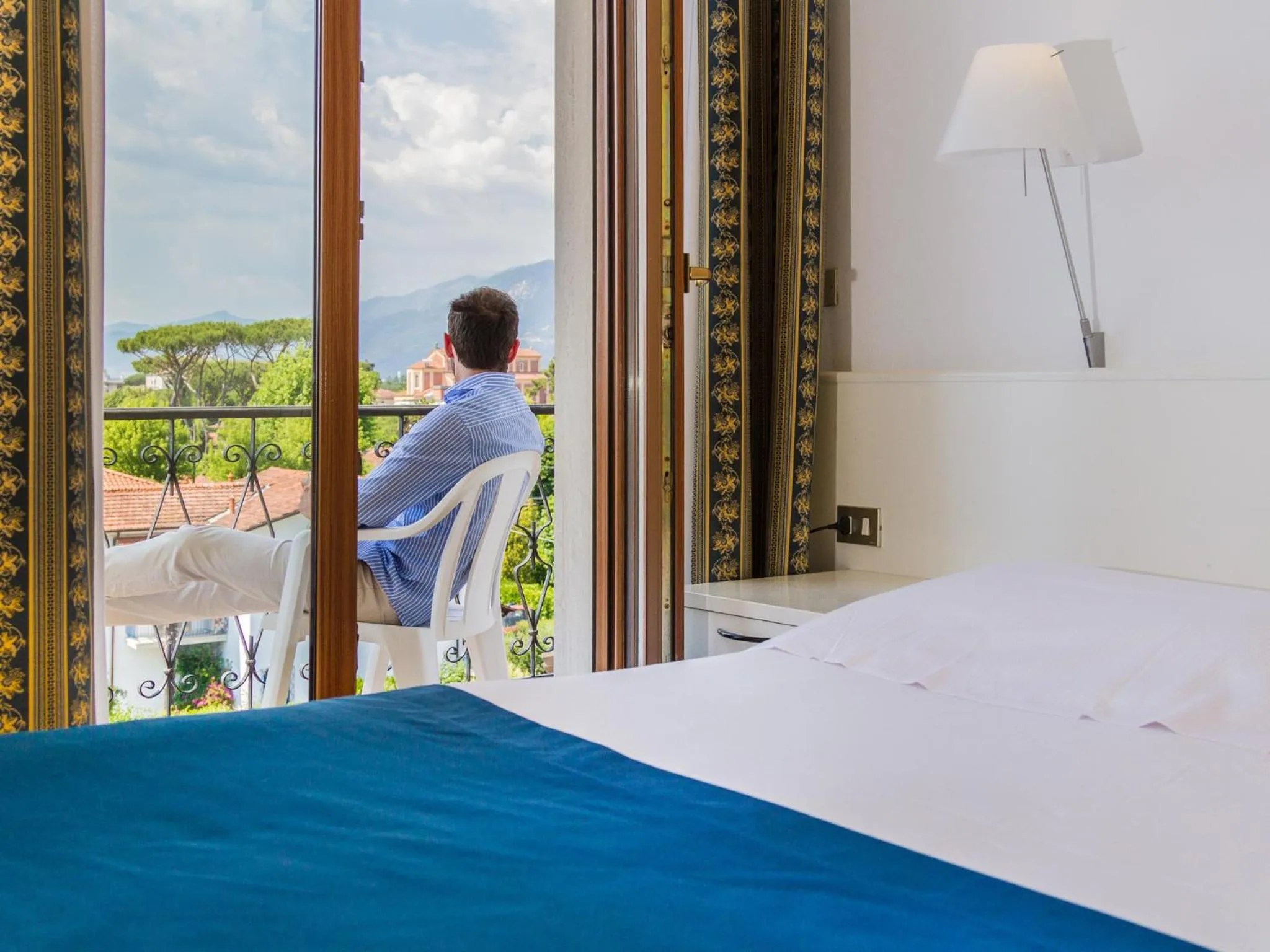 Mountain view, Bed in Hotel Tarabella