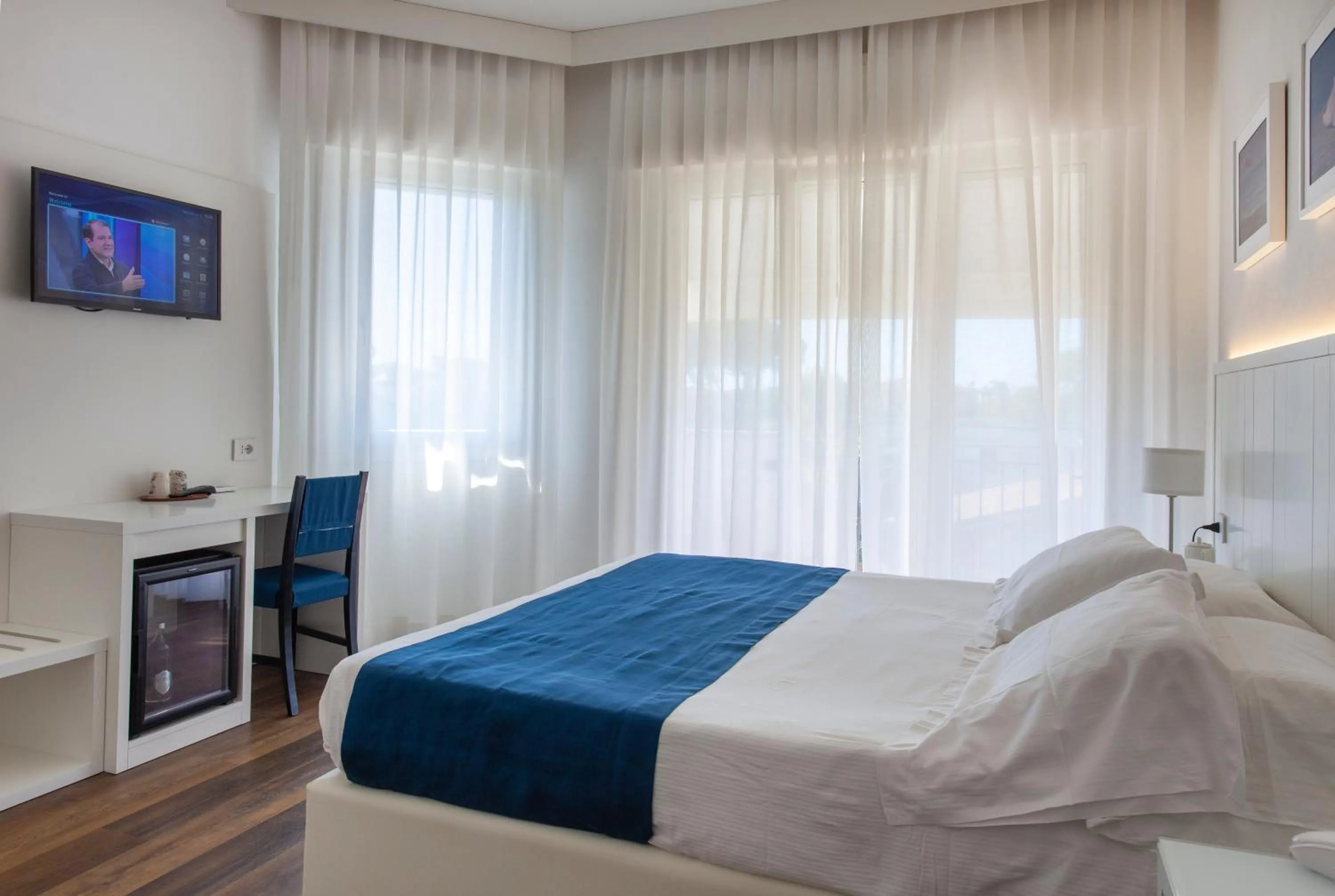 TV and multimedia, Bed in Hotel Tarabella