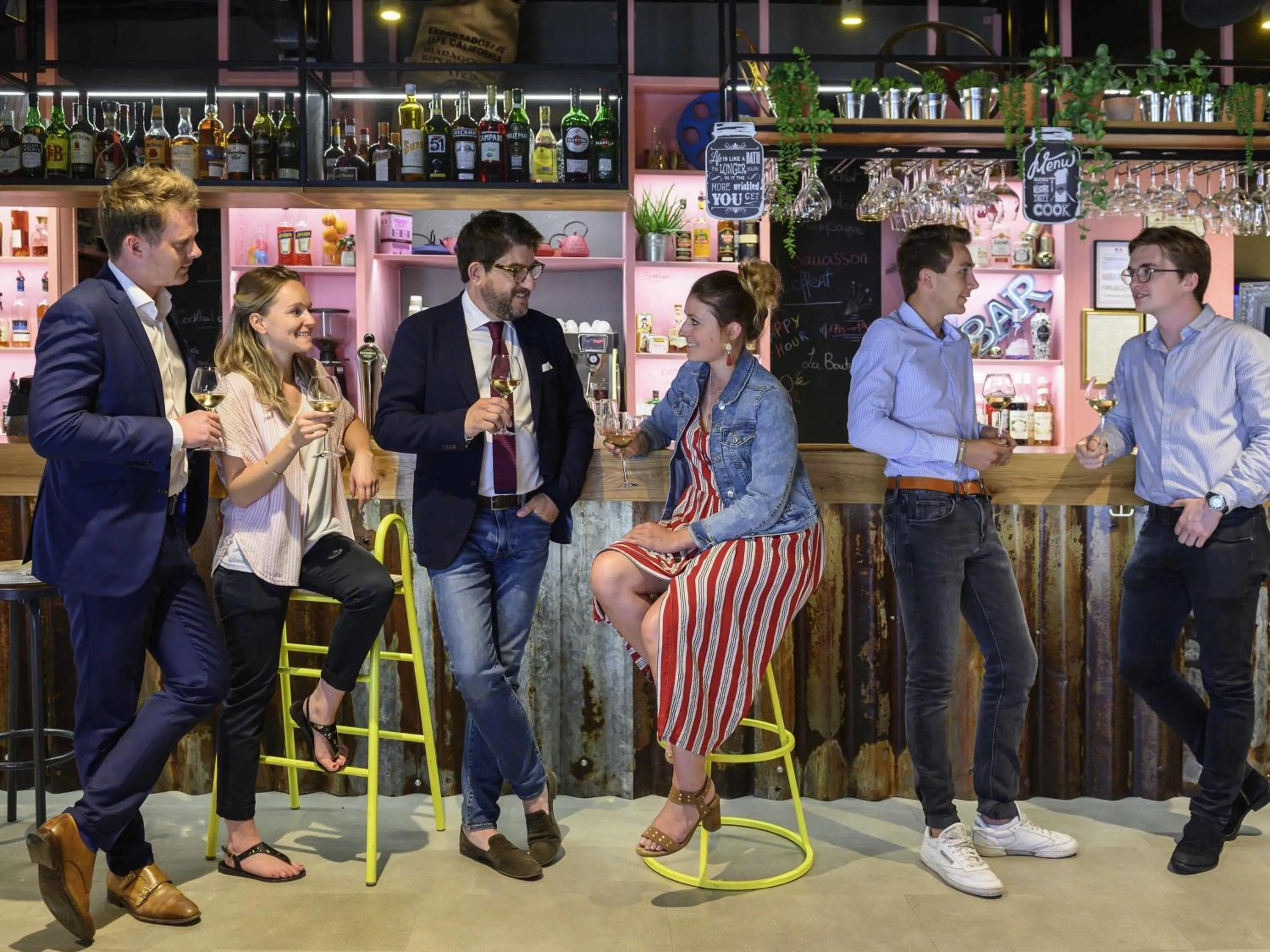 Restaurant/places to eat in Mercure Reims Parc Des Expositions