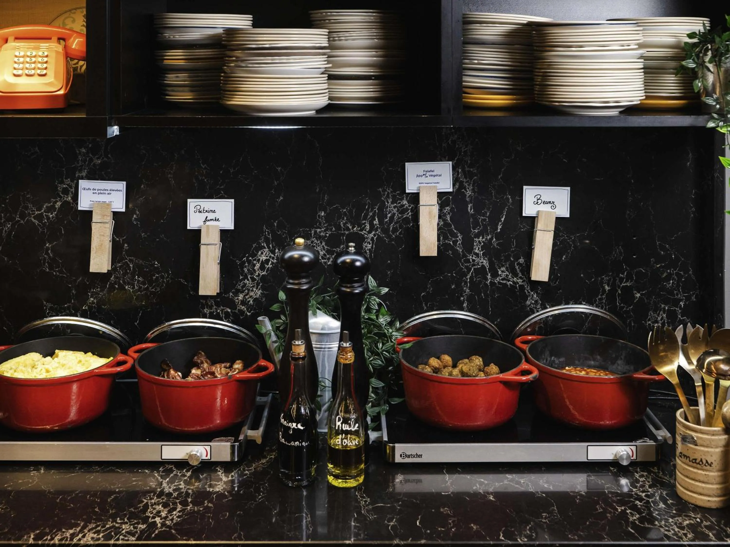 Breakfast in Mercure Reims Parc Des Expositions