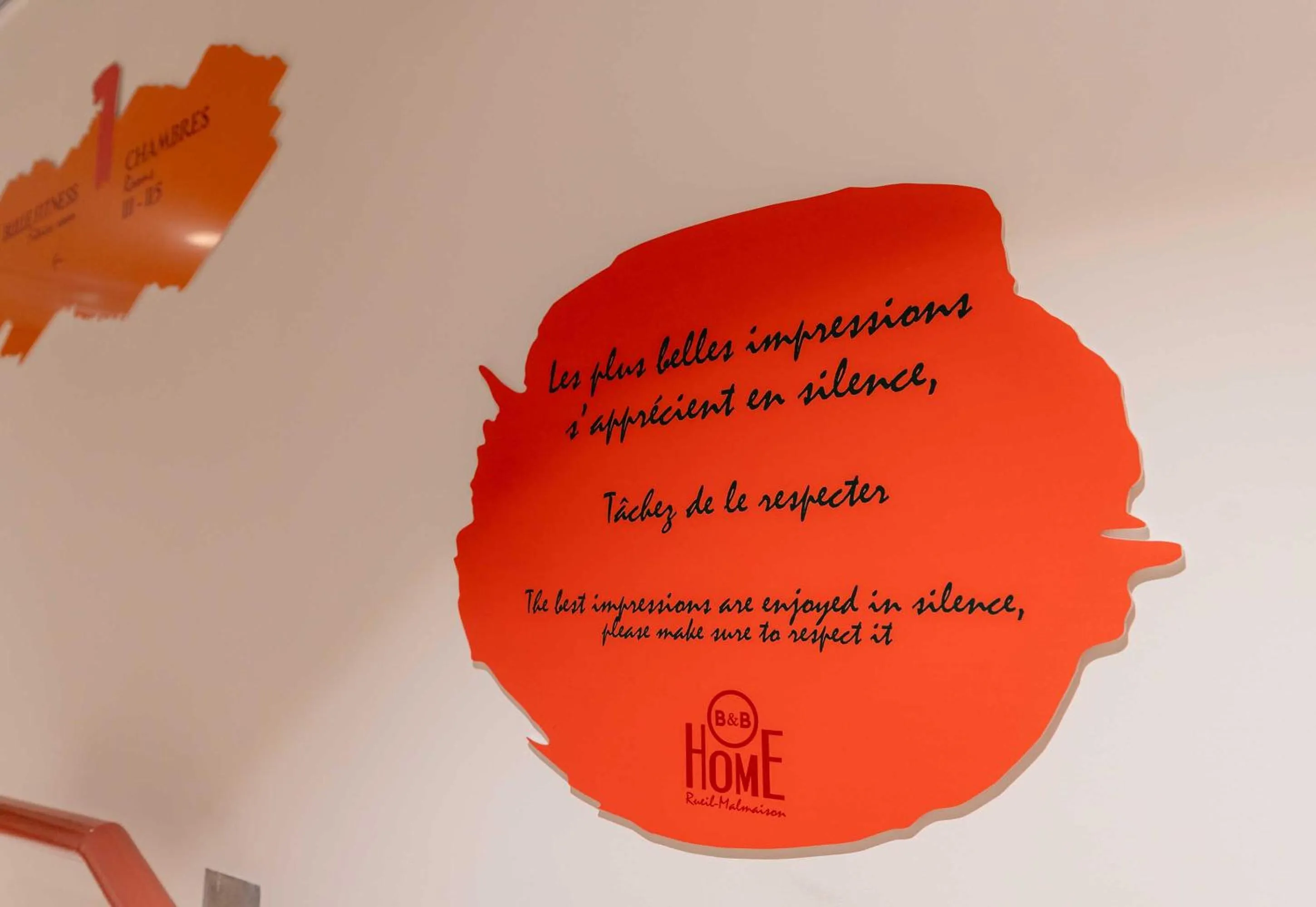 Decorative detail in B&B HOME Rueil-Malmaison Gare