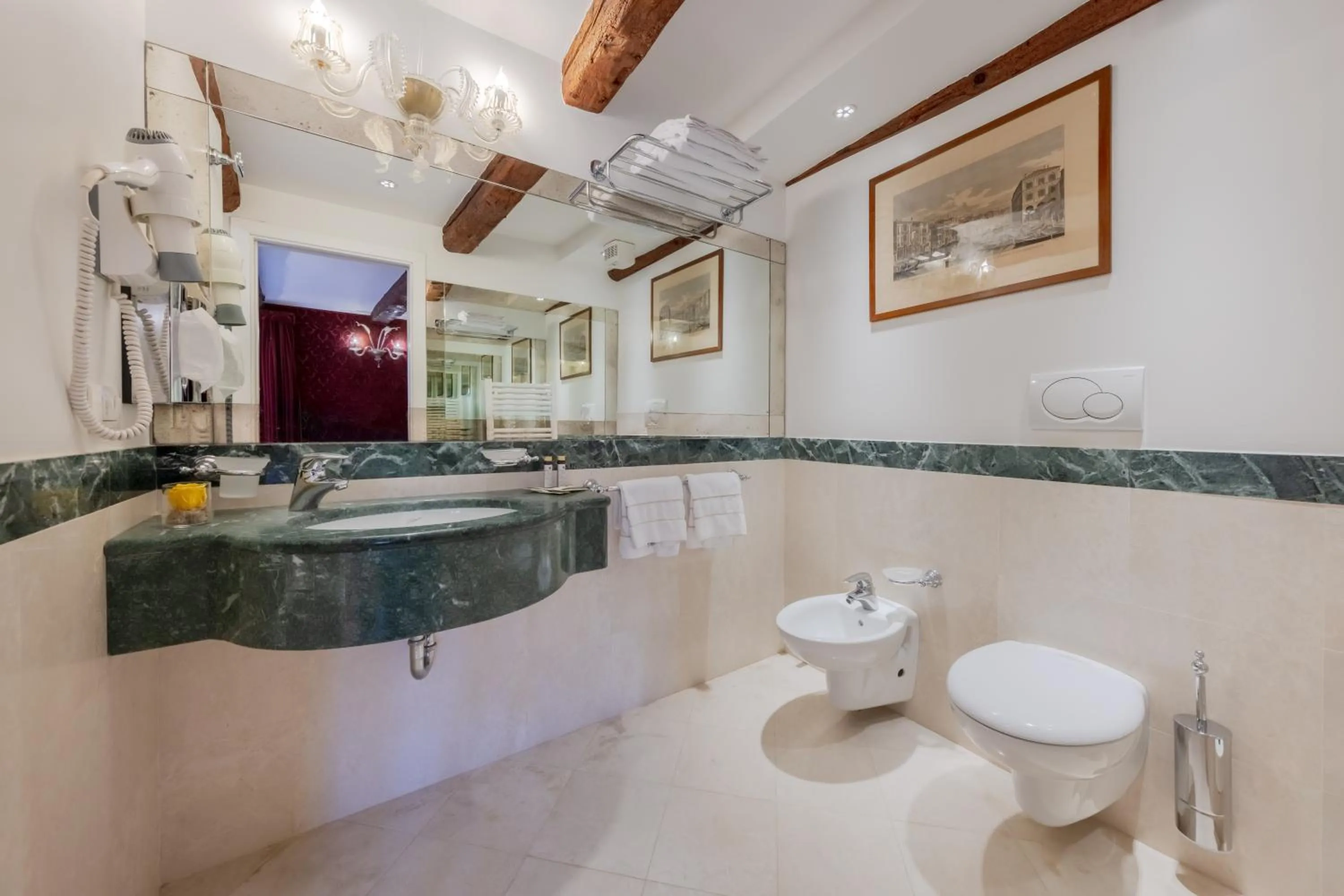 Bathroom in Ca Dell'Arte