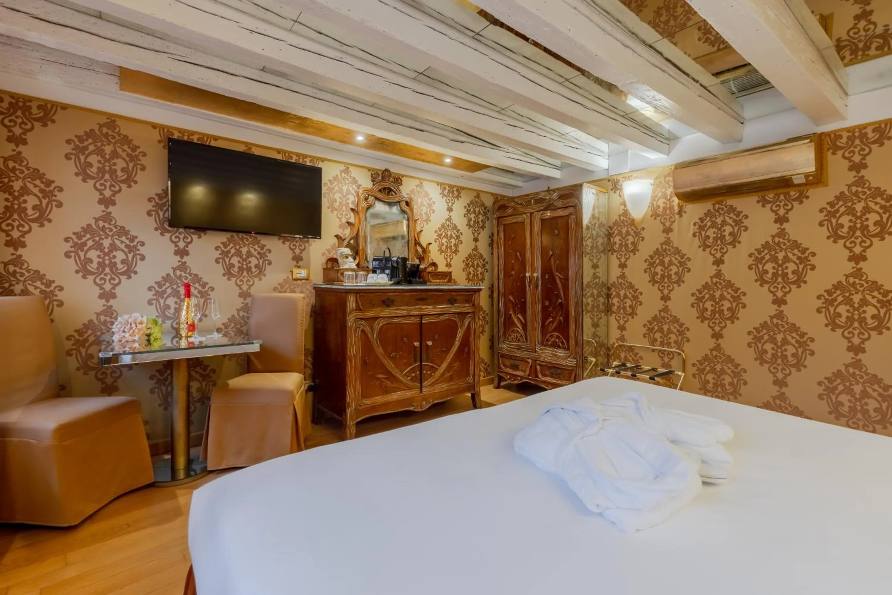 Bedroom, Bed in Ca Dell'Arte