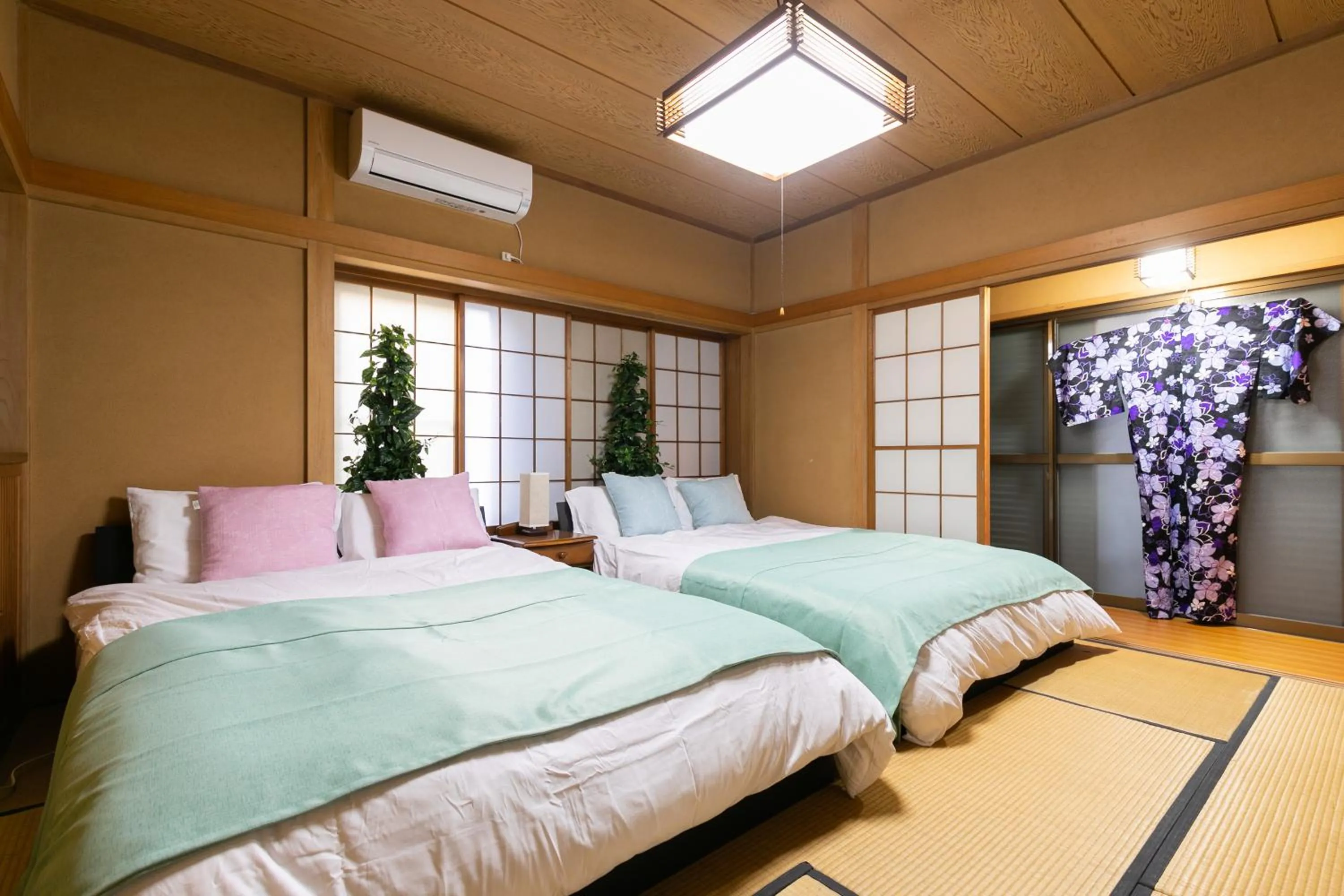 Bed in Shinjuku Japanese-style two storey house
