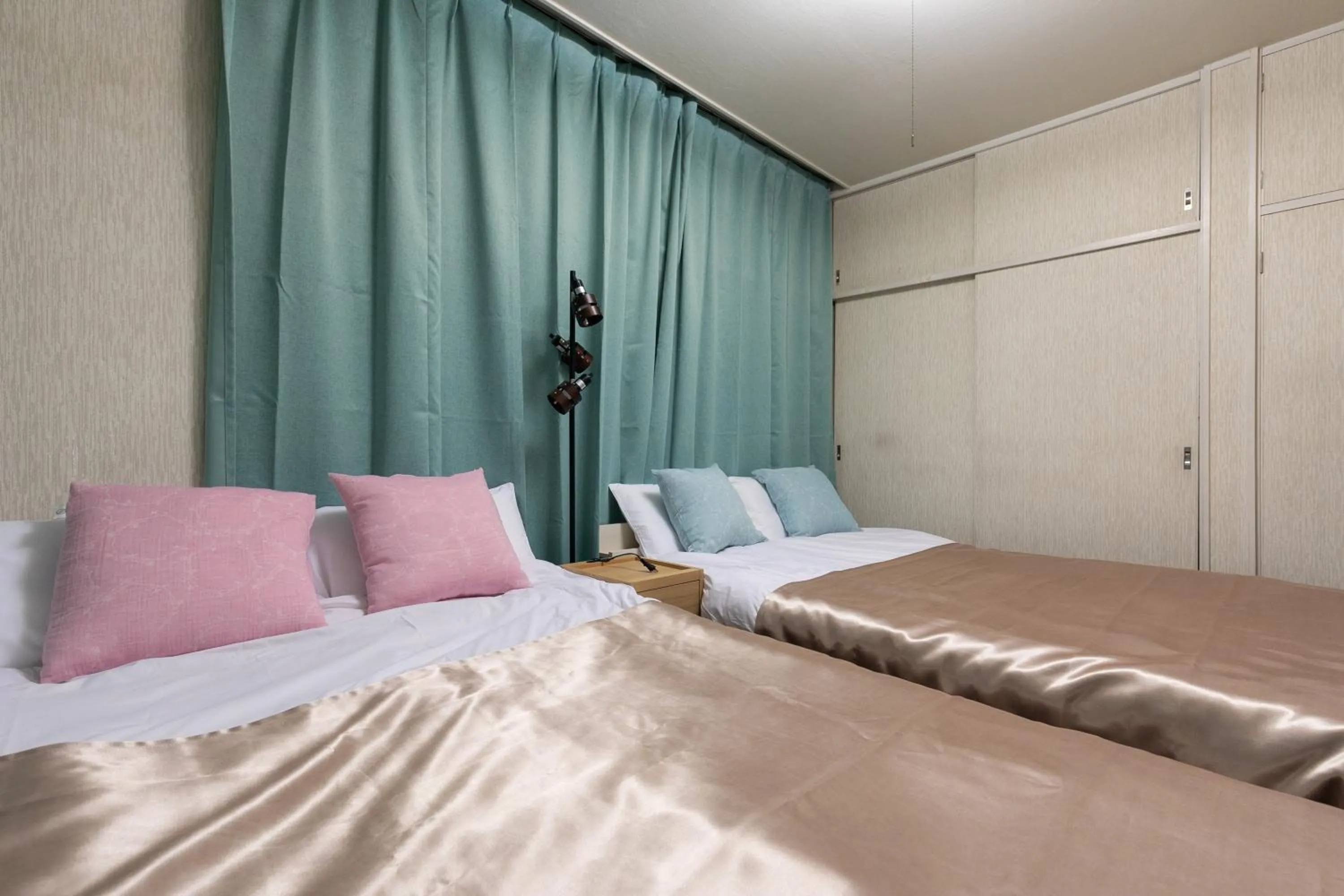 Bed in Shinjuku Japanese-style two storey house