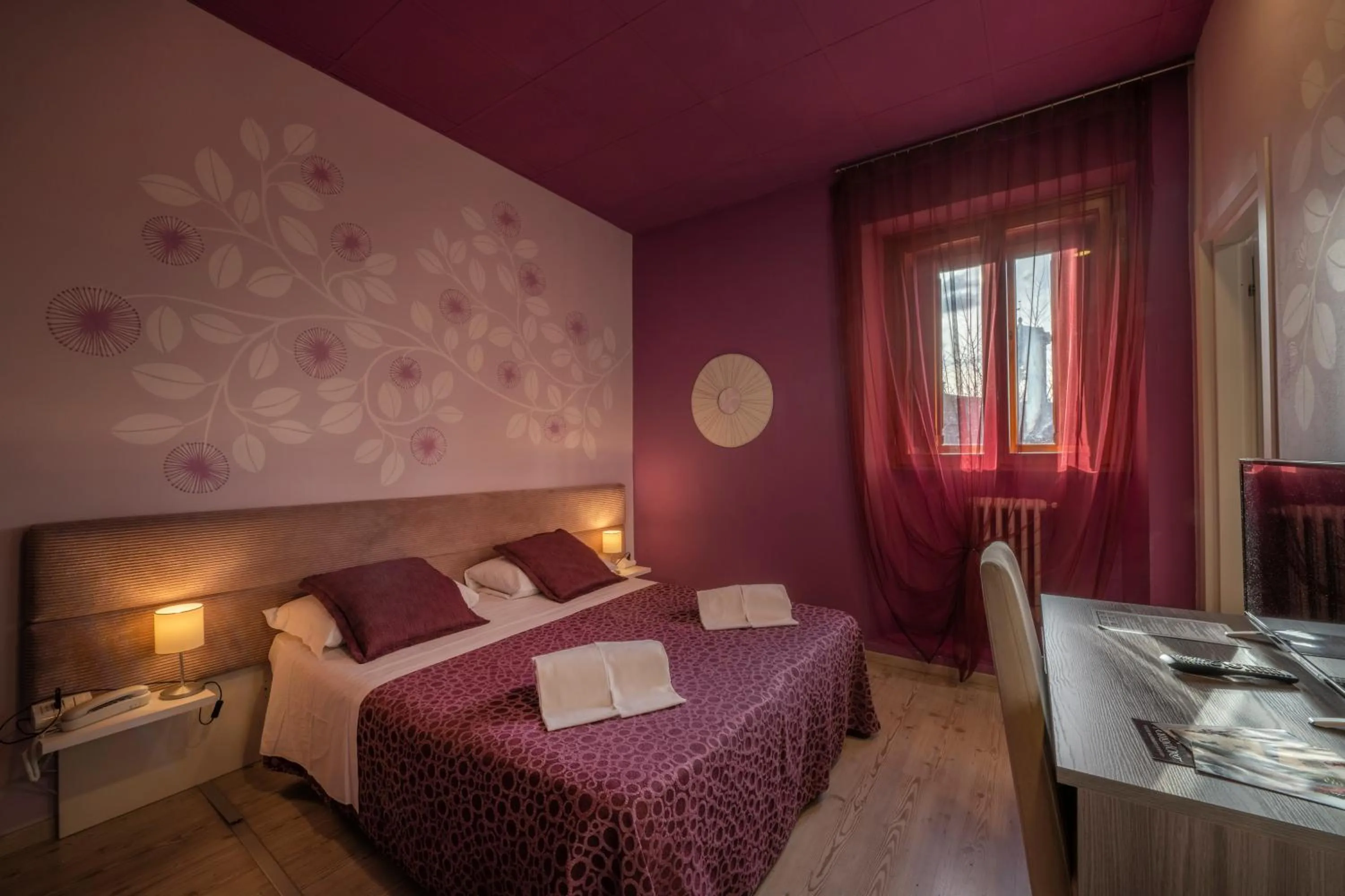 Photo of the whole room, Bed in Hotel Palazzo Renieri - 3stelle S