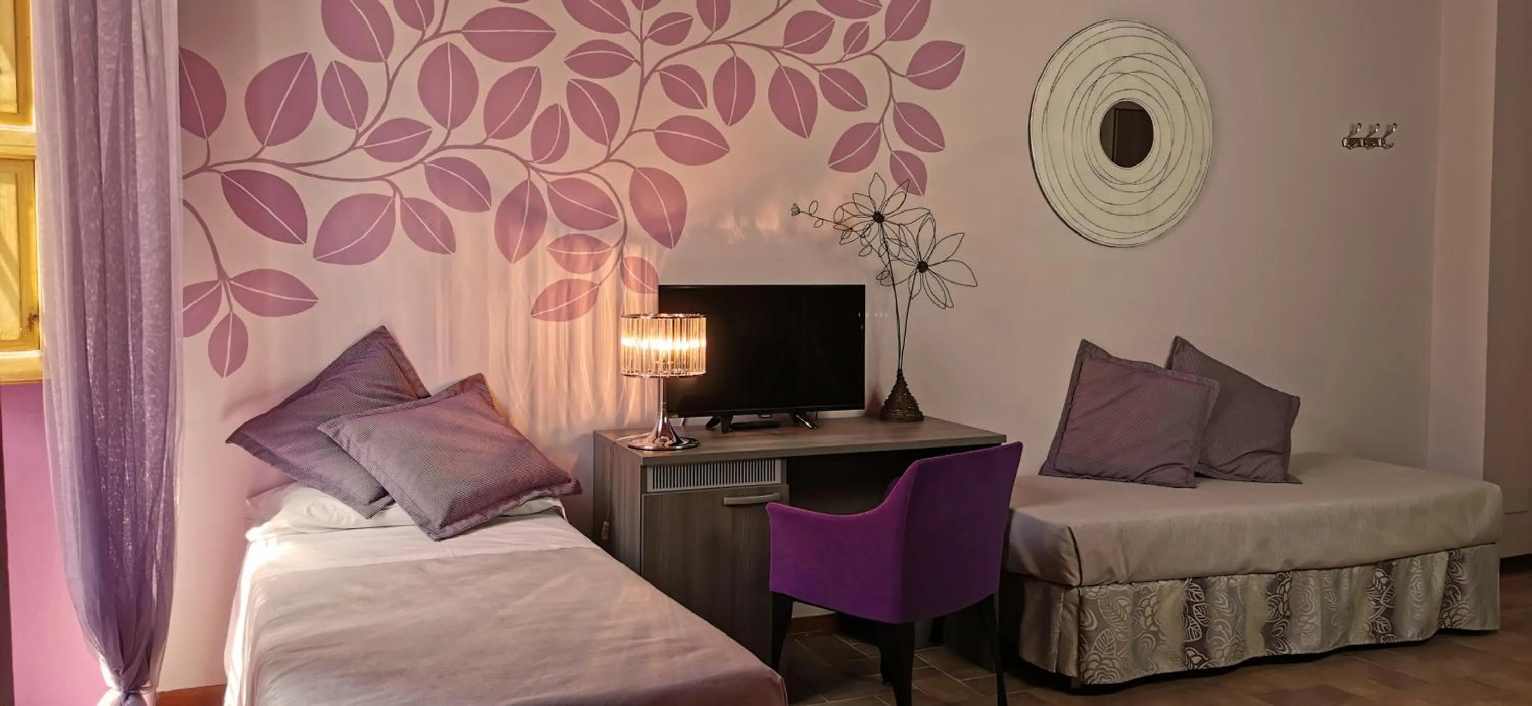 TV and multimedia, Bed in Hotel Palazzo Renieri - 3stelle S