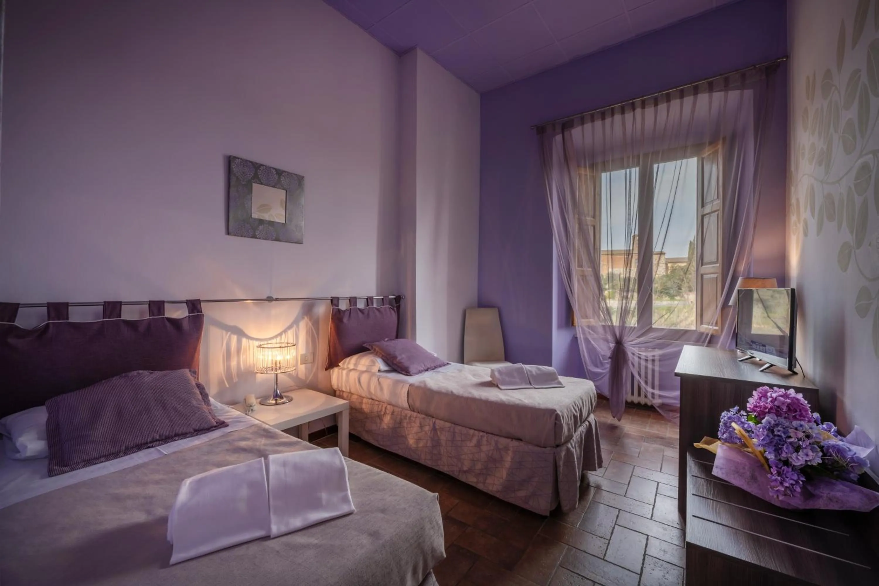 Bed in Hotel Palazzo Renieri - 3stelle S