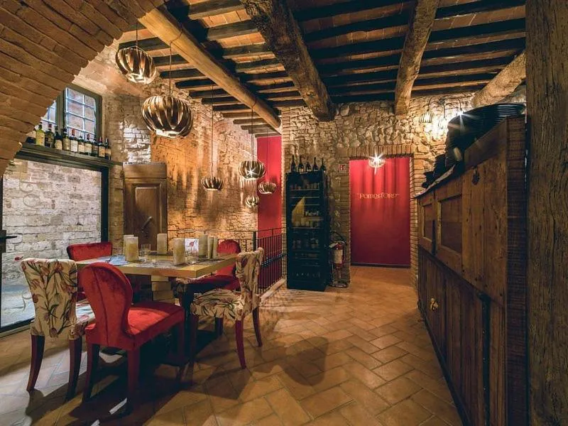 Restaurant/places to eat in Hotel Palazzo Renieri - 3stelle S