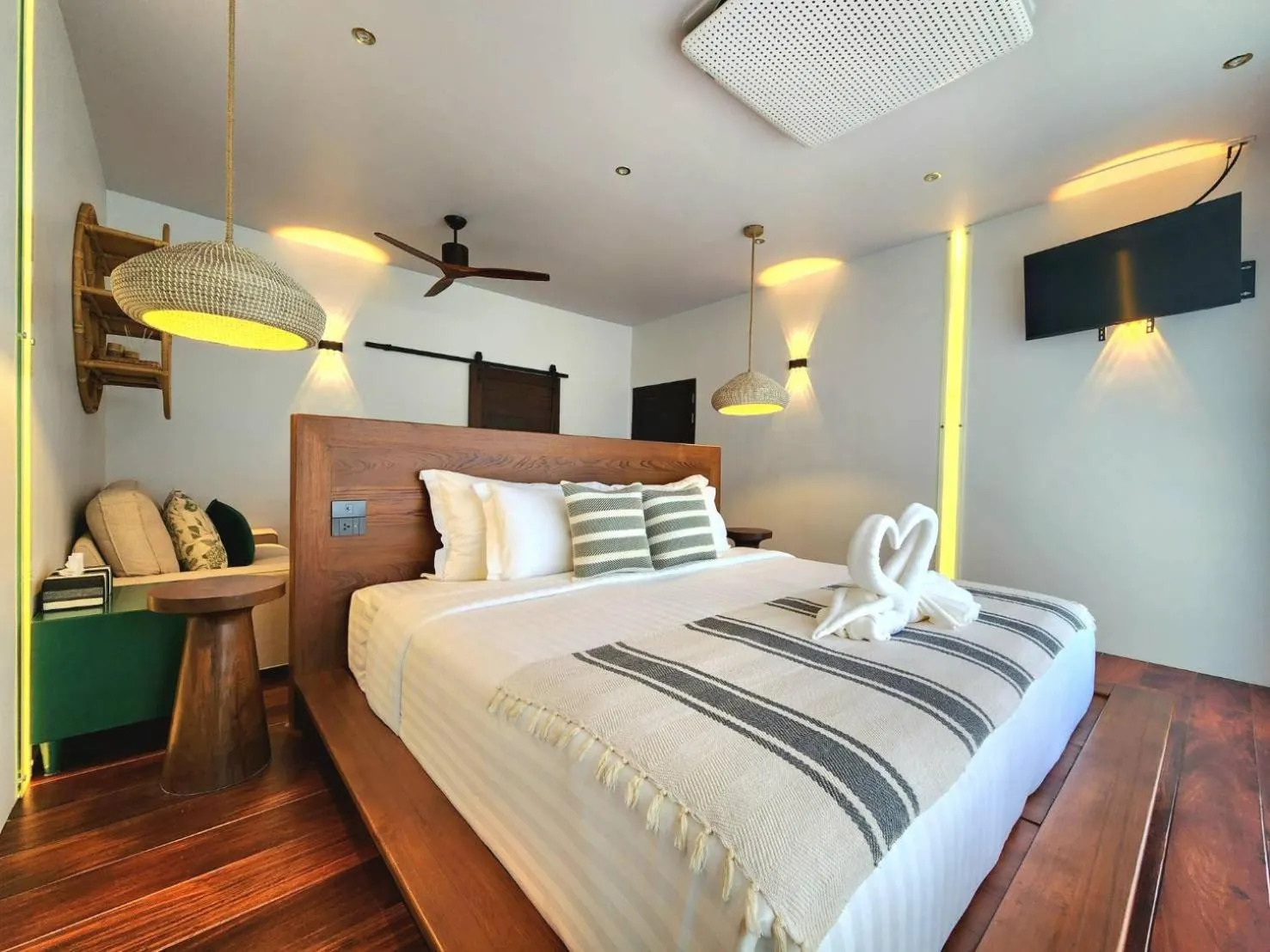 Bed in Grand Kokkod Khao Kho Resort