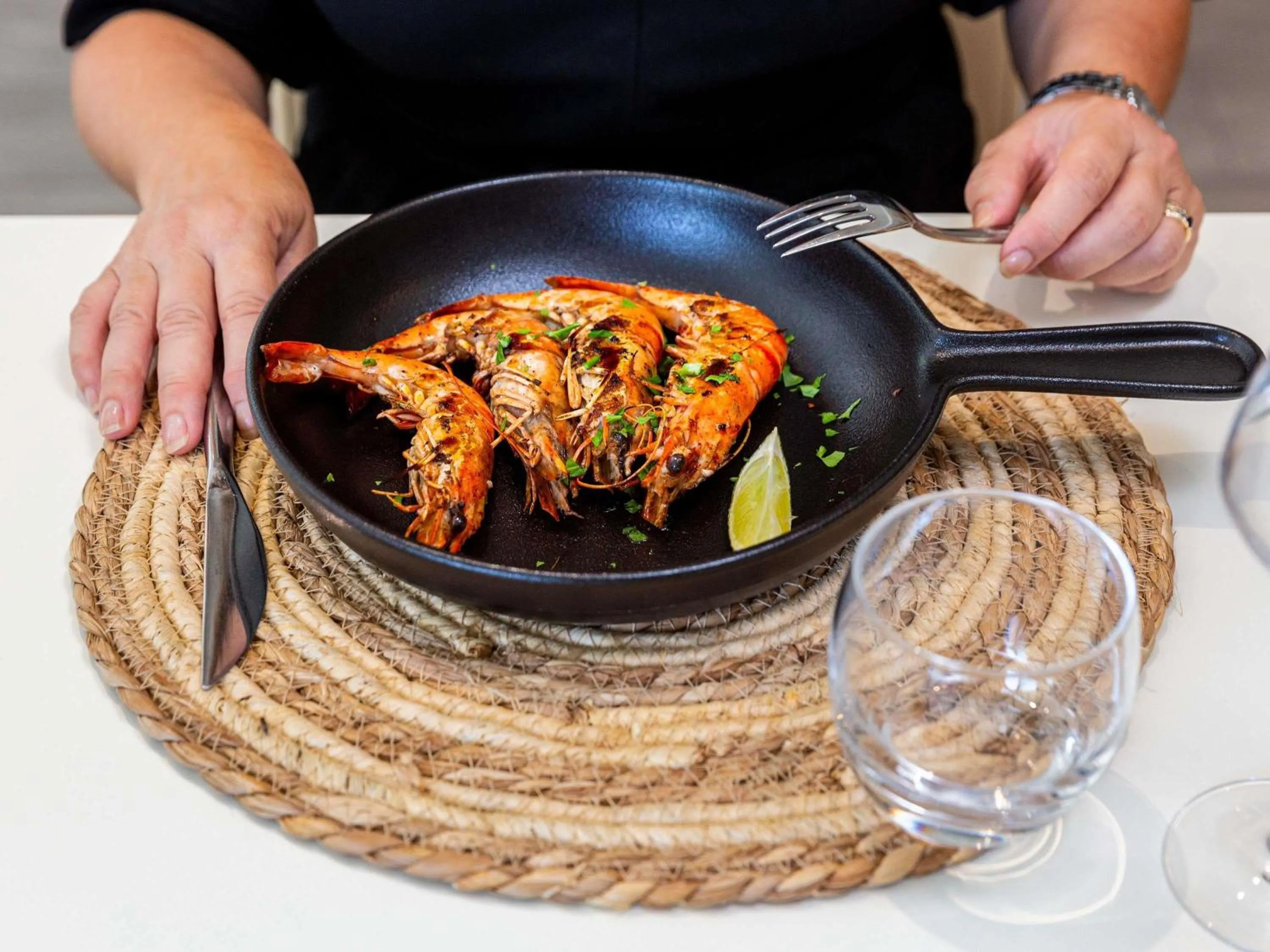 Restaurant/places to eat in Novotel Pau Pyrénées