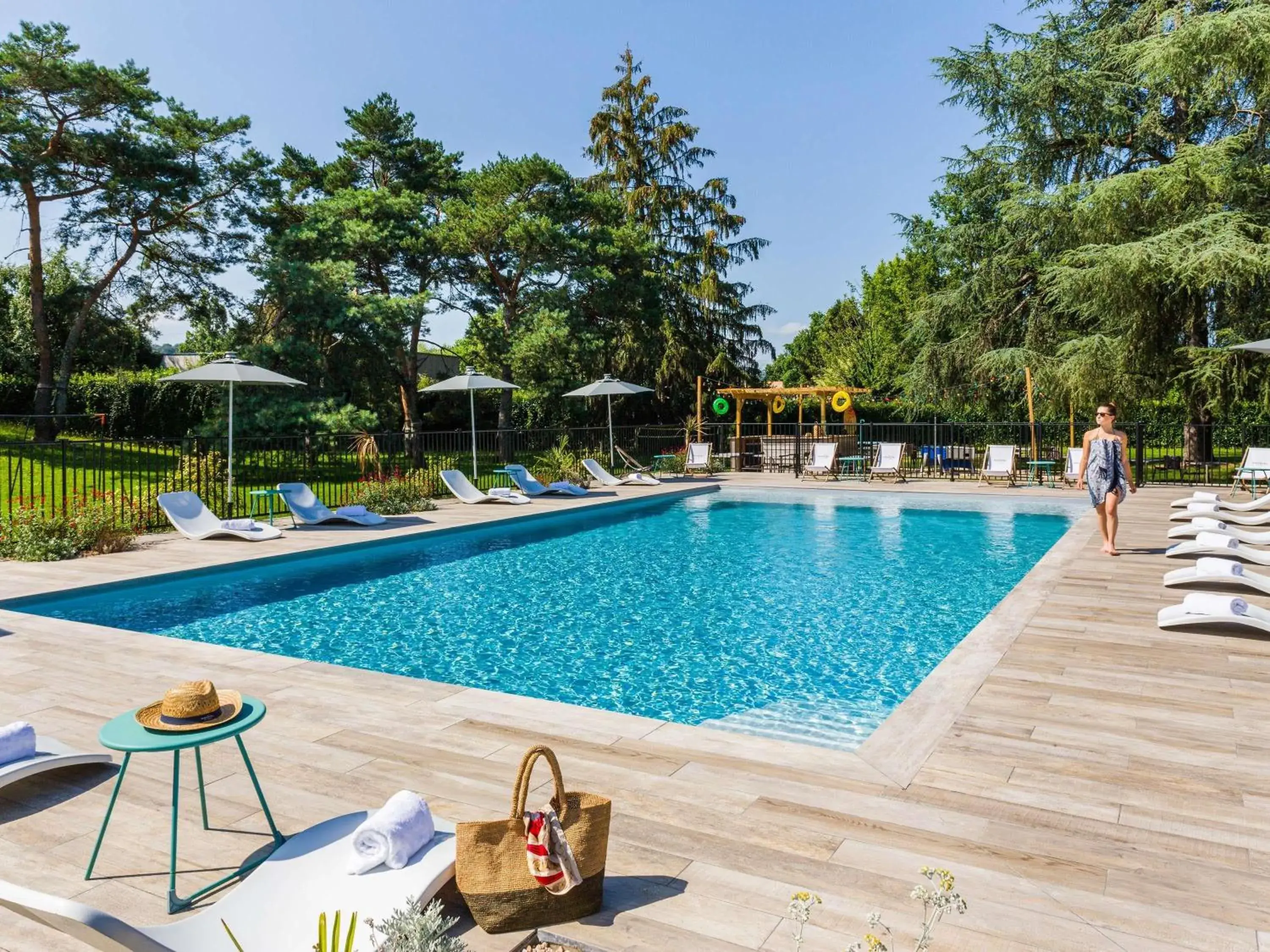 Pool view in Novotel Pau Pyrénées Pool view in Novotel Pau Pyrénées