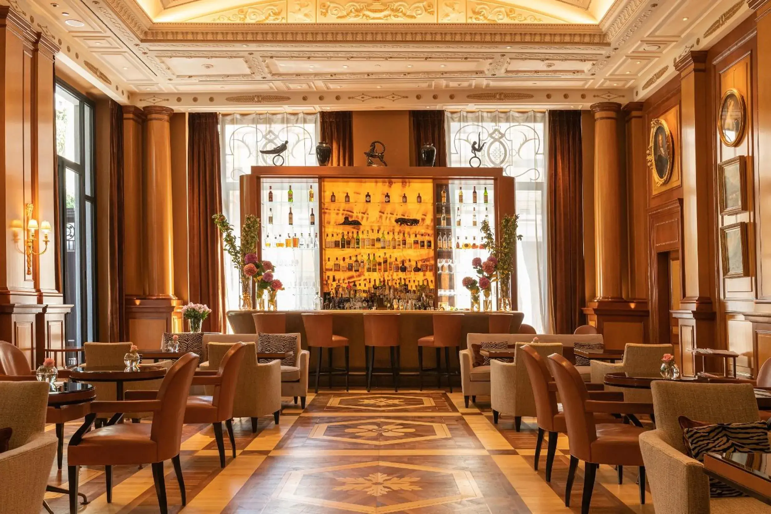 Restaurant/places to eat in Palazzo Parigi Hotel & Grand Spa - LHW Restaurant/places to eat in Palazzo Parigi Hotel & Grand Spa - LHW