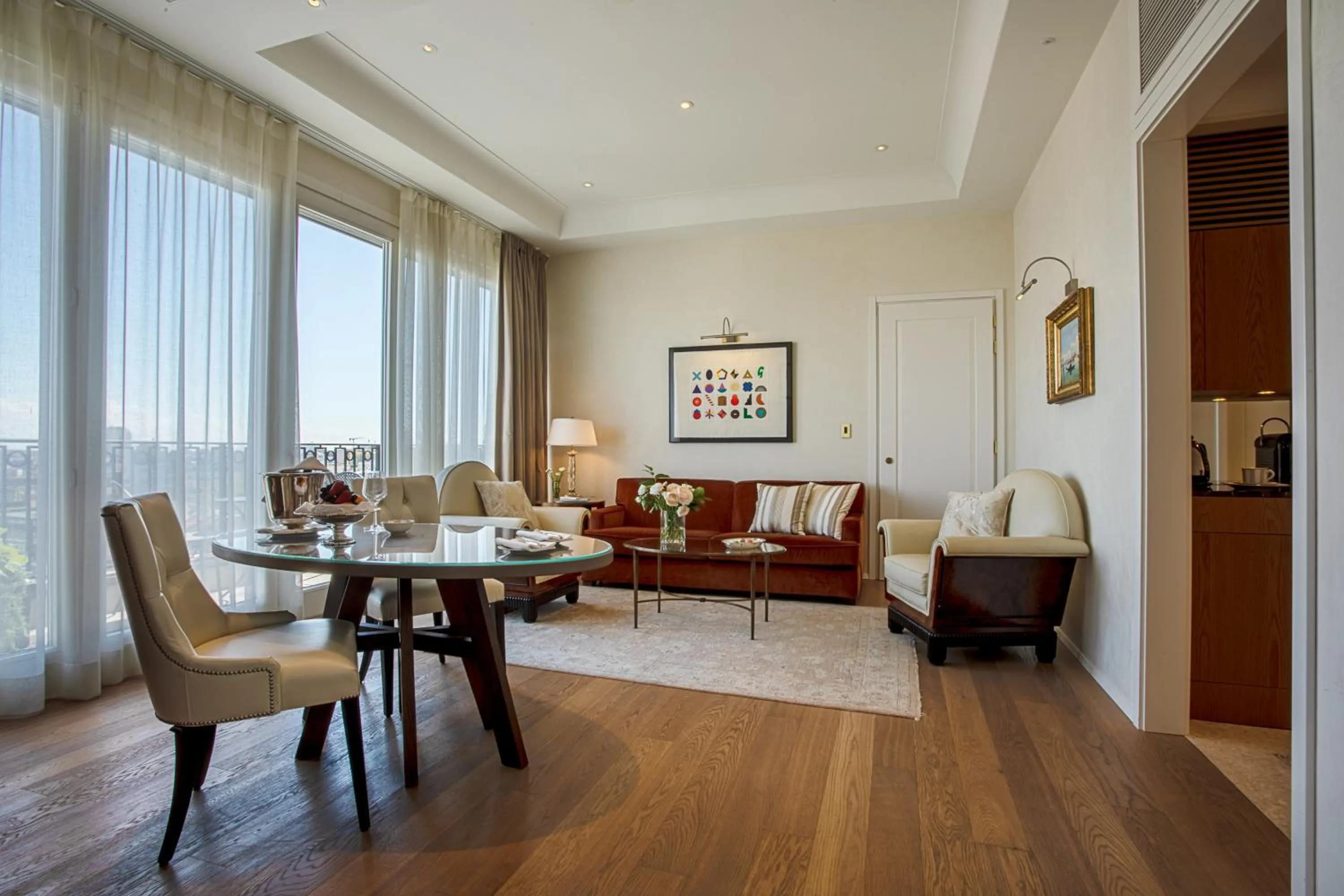 Living room in Palazzo Parigi Hotel & Grand Spa - LHW