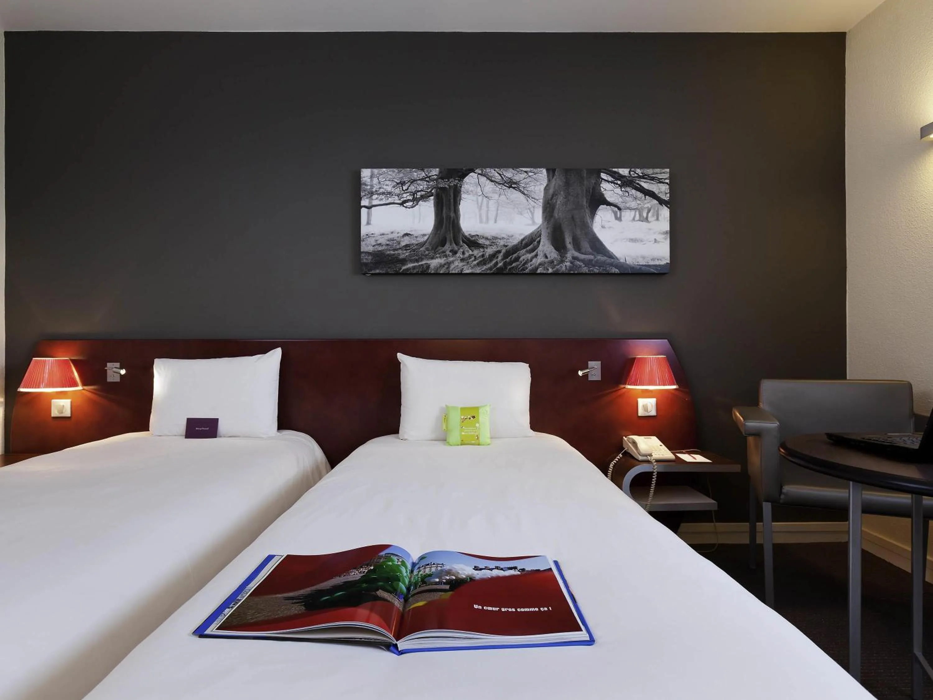 Bedroom, Bed in Mercure Rennes Centre Gare