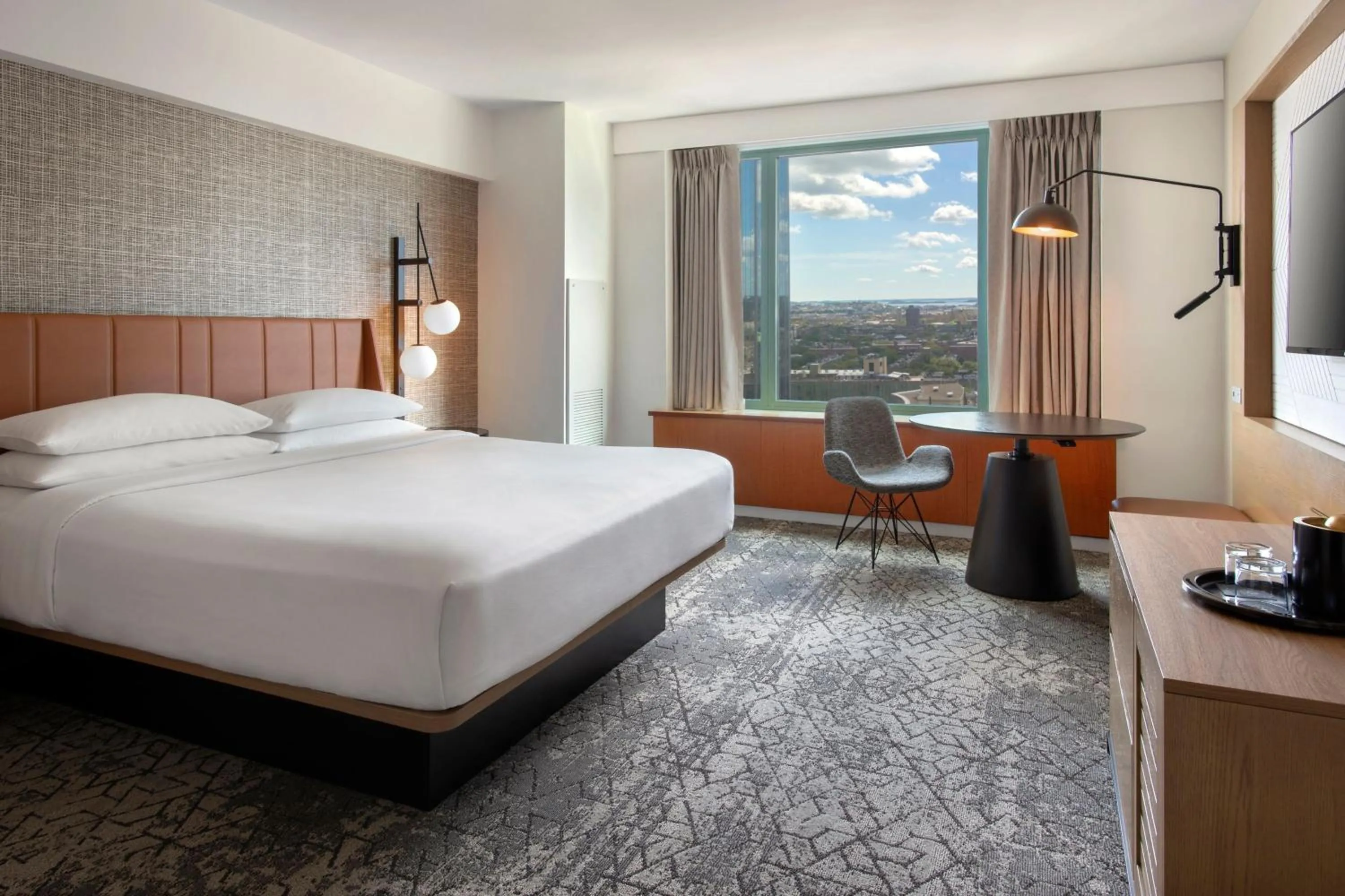 Photo of the whole room, Bed in Sheraton Boston Hotel