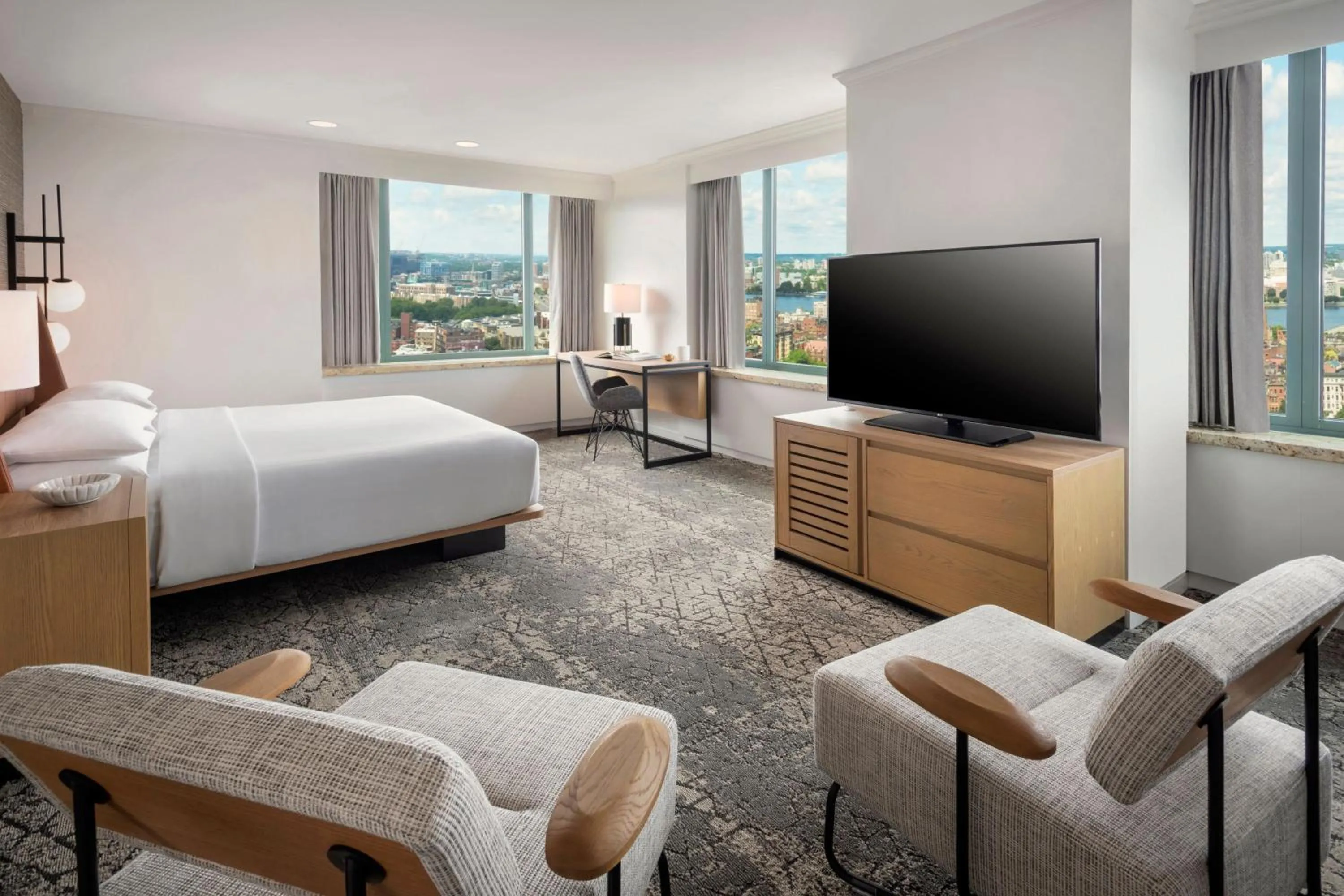 Photo of the whole room, Bed in Sheraton Boston Hotel