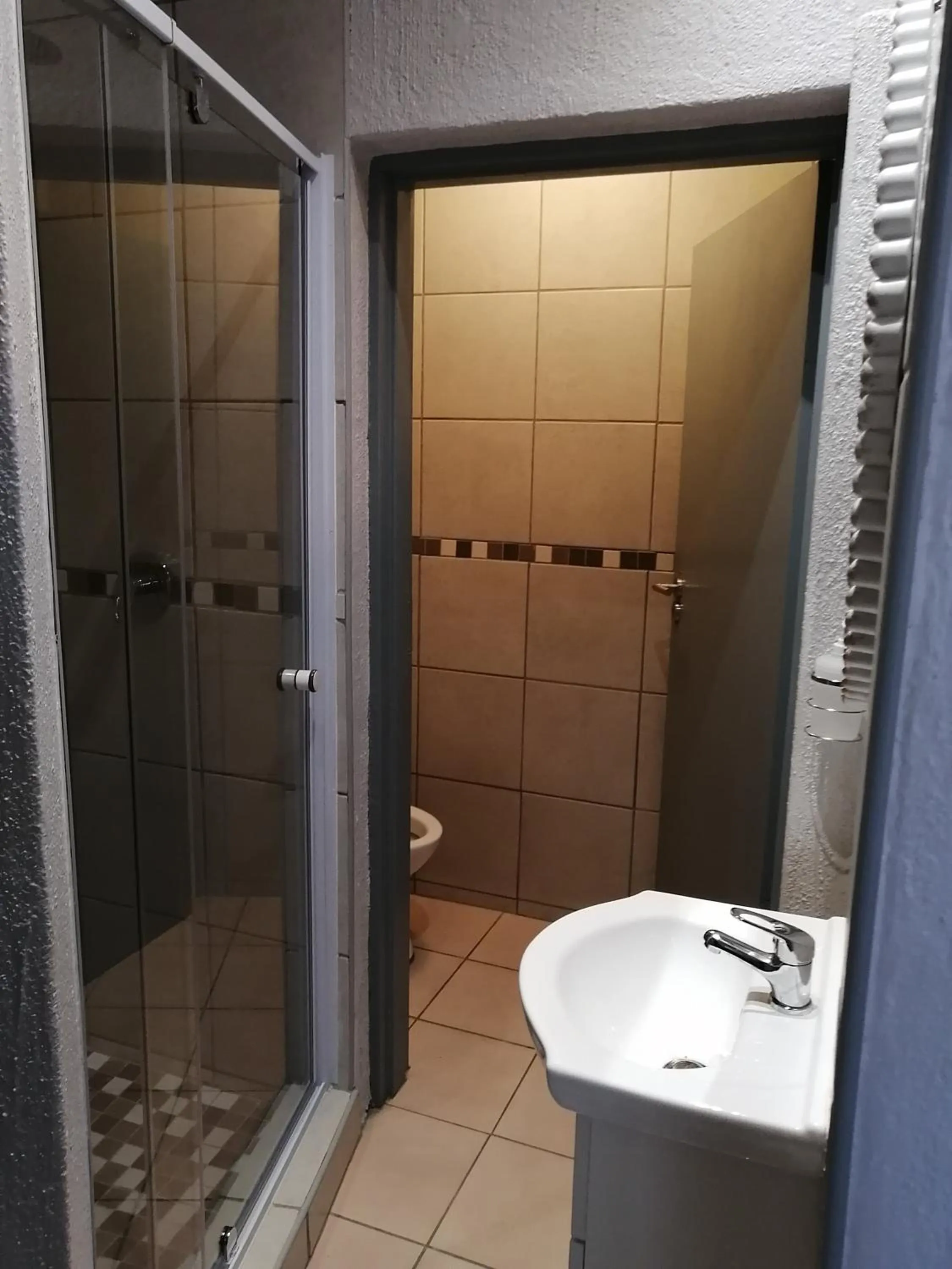 Bathroom in Rozelee Rest