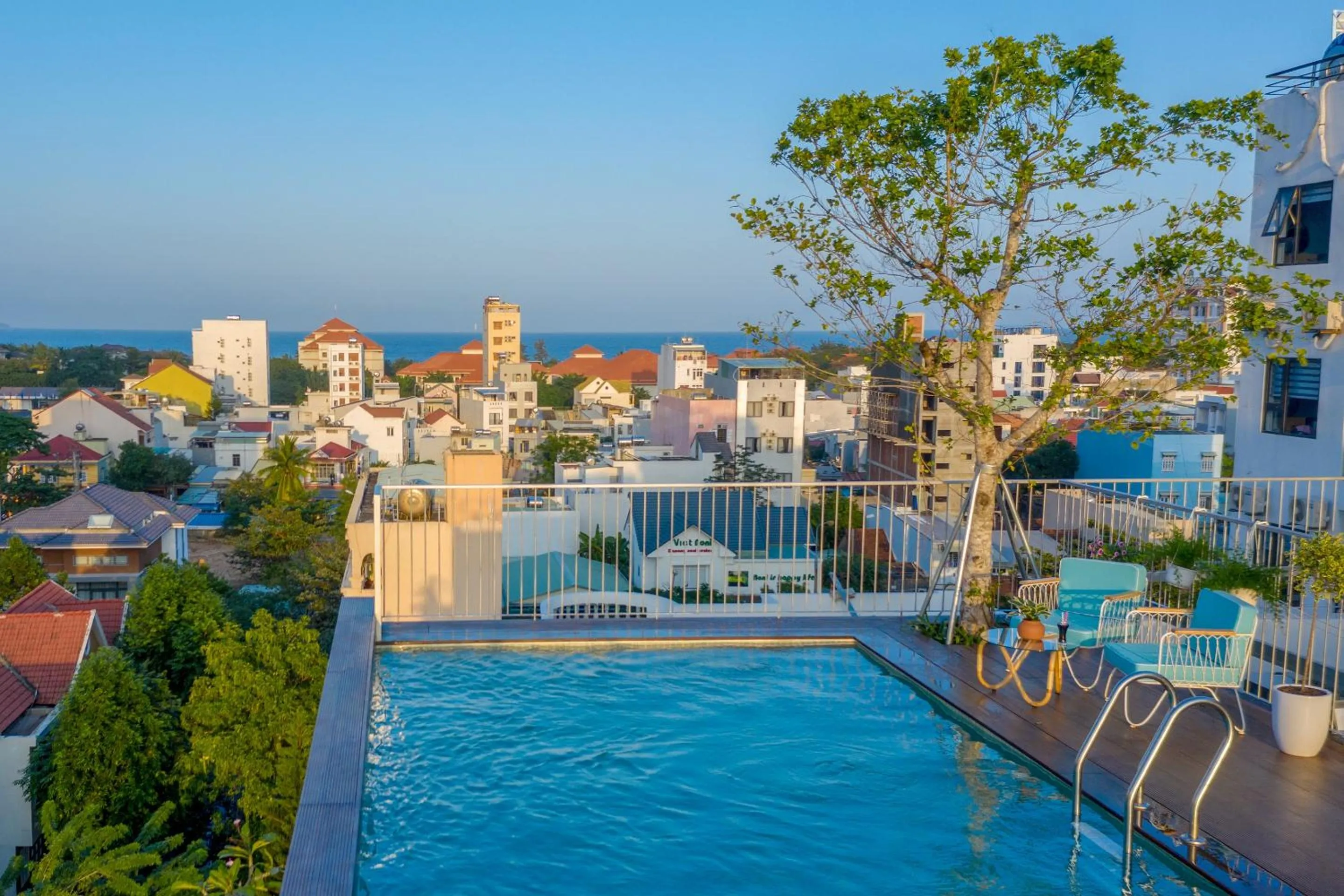 Swimming pool in Prana Boutique Hotel and Apartments
