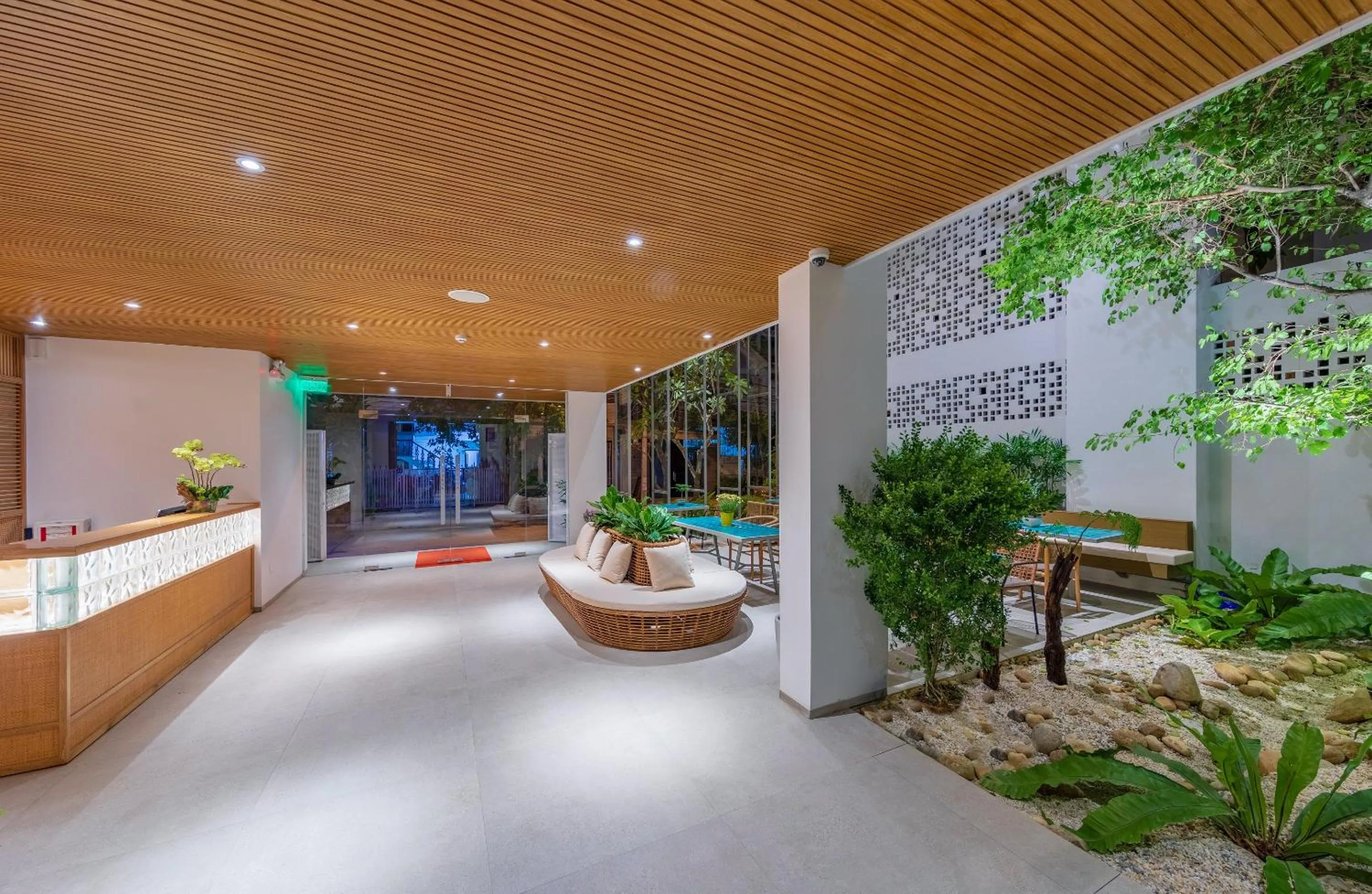 Lobby or reception in Prana Boutique Hotel and Apartments